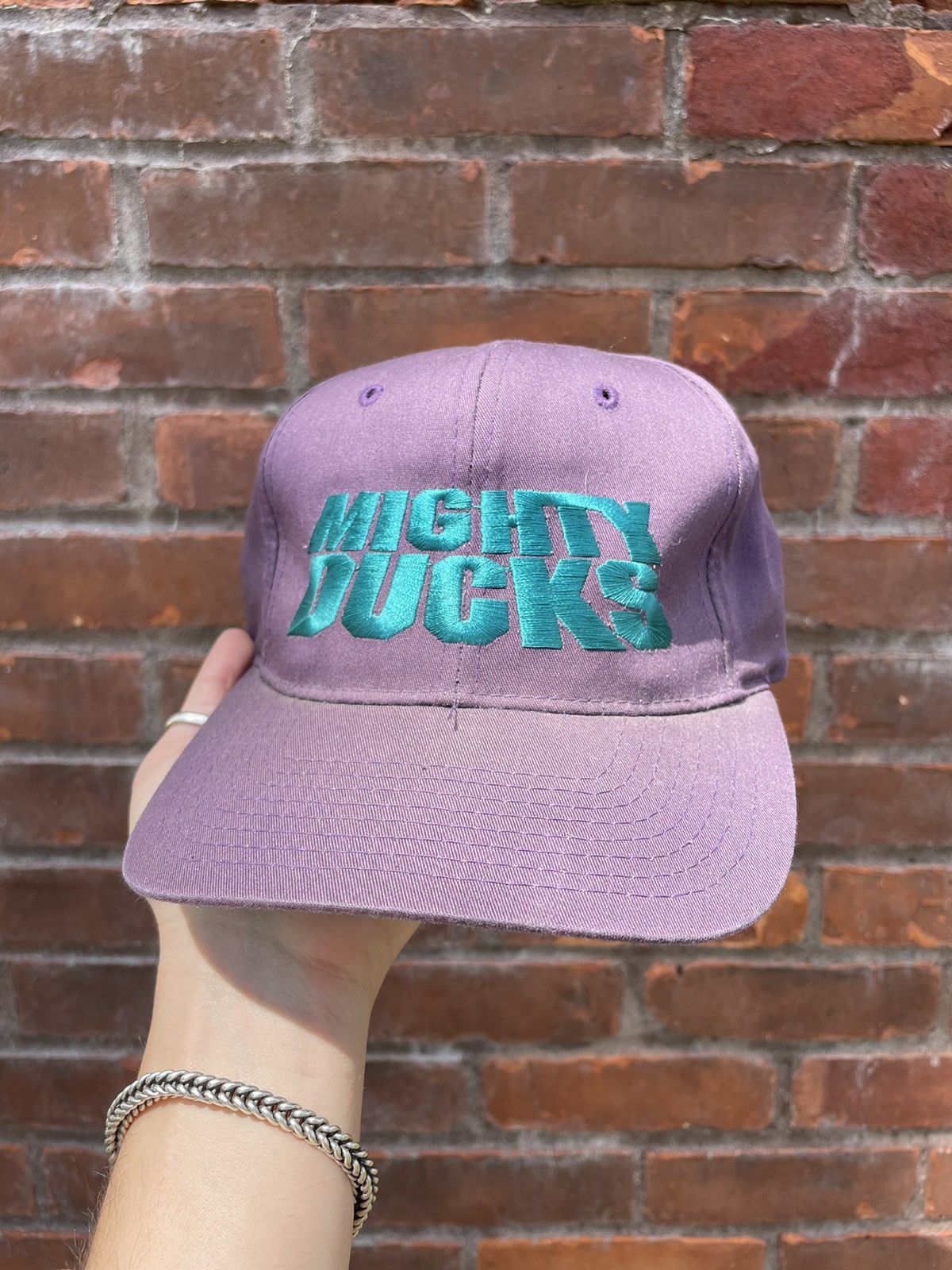 image of Nhl x Starter Vintage 90's Anaheim Mighty Ducks Starter Snapback Hat in Purple, Men's