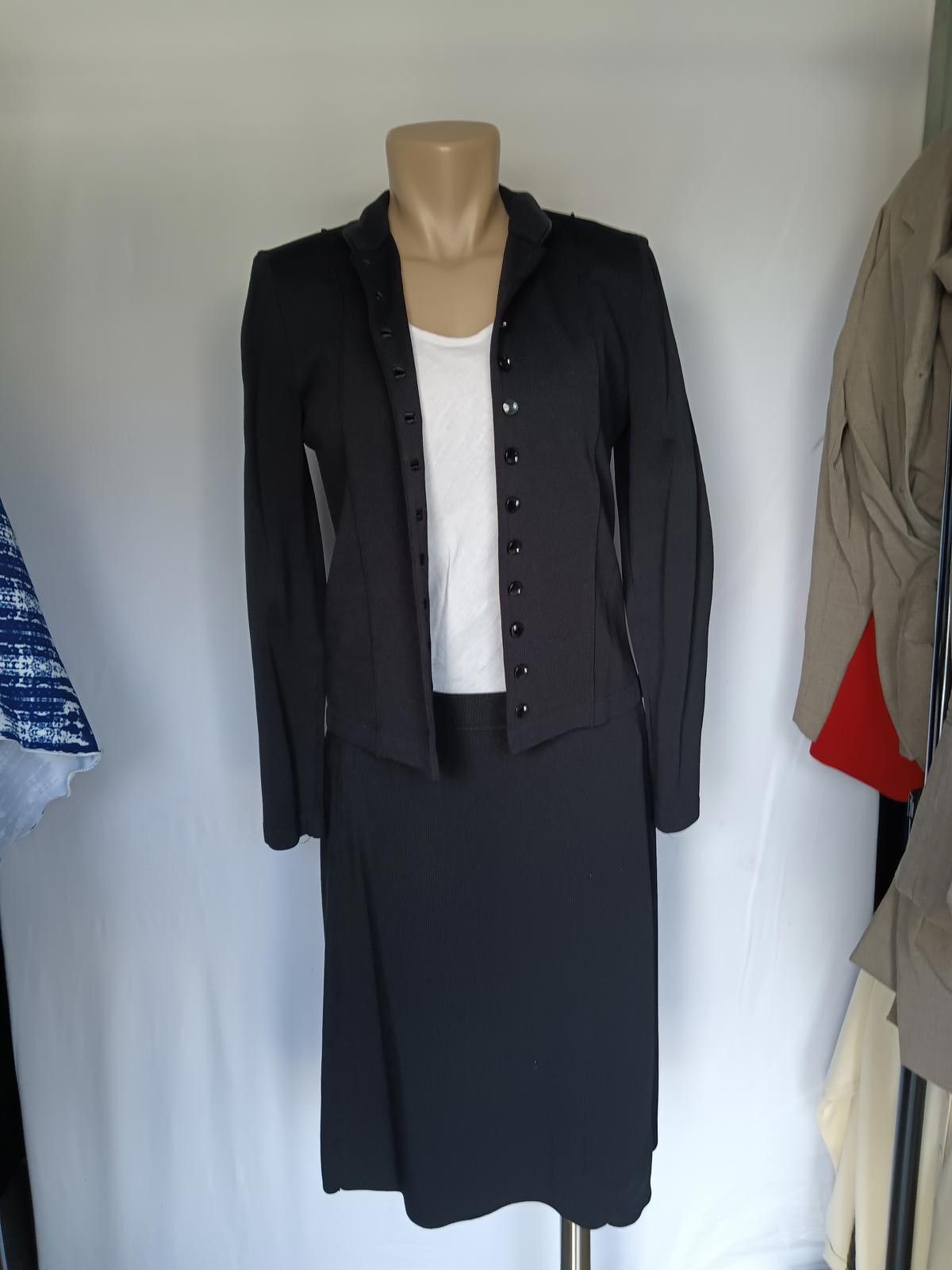 Designer Elegant Black Two-Piece Set by DUE per DUE Size ONE SIZE - 1 Thumbnail