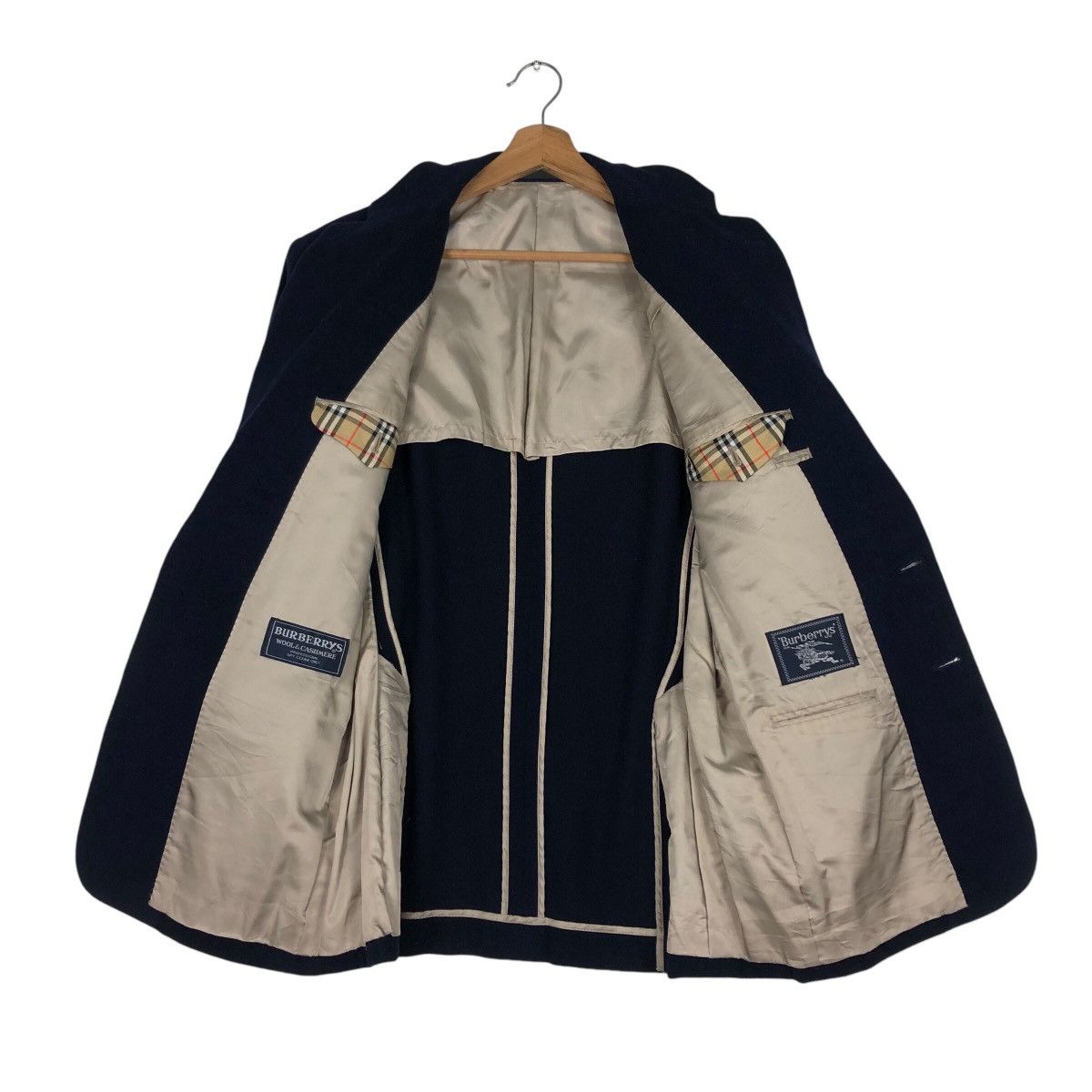 Burberry 📌Vintage Burberrys Nova Check Pocket Chore Coats Jackets Size US M / EU 48-50 / 2 - 14 Thumbnail