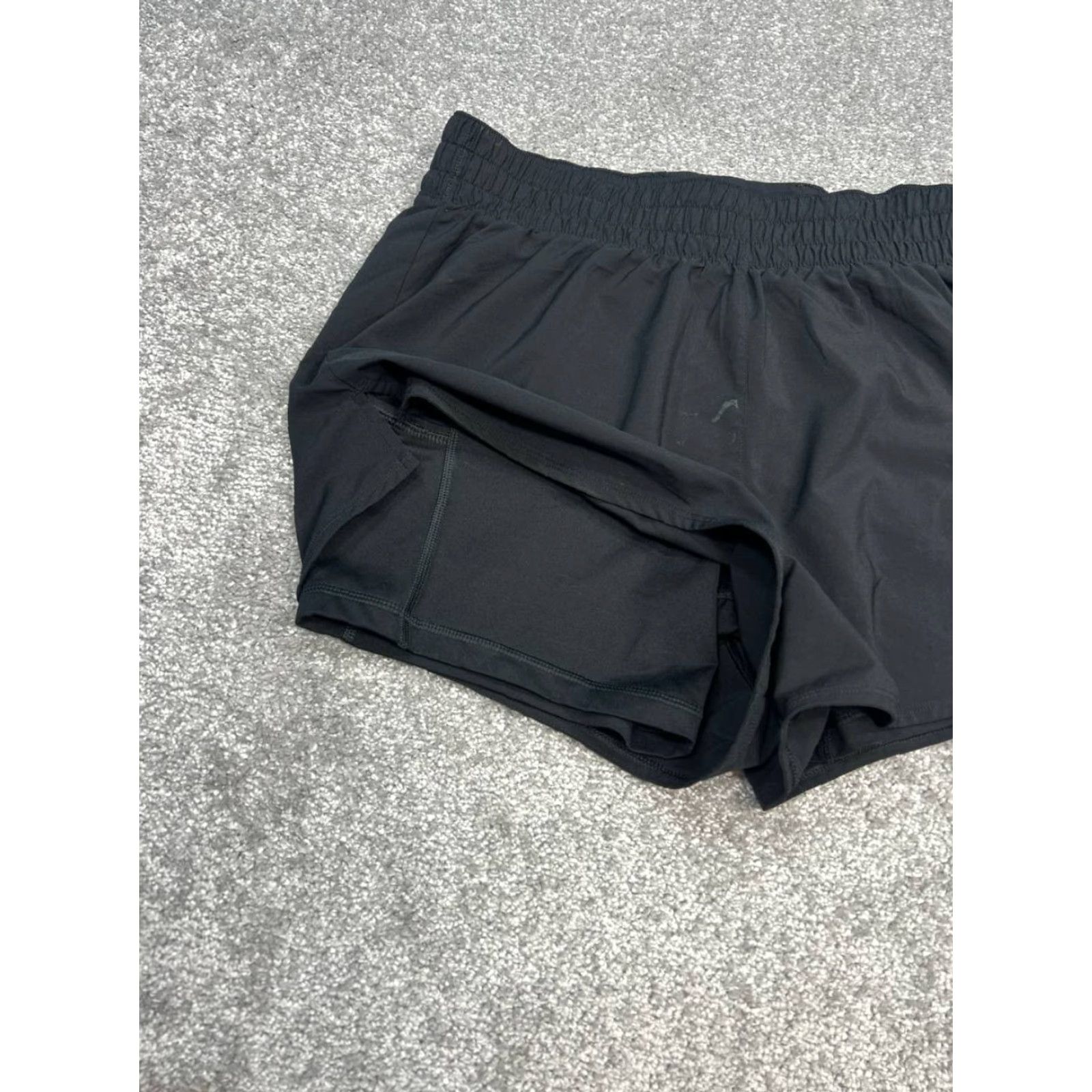 Nike Nike Running Shorts Womens Large Black Dri Fit Compression Liner Logo Stretch Size 36" / US 14 / IT 50 - 3 Thumbnail