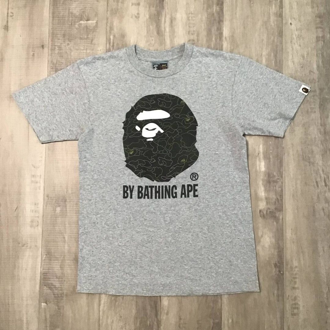 Bape × Kaws BAPE × KAWS NEON camo APE head T-shirt a bathing ape NIGO Size US S / EU 44-46 / 1 - 2 Thumbnail