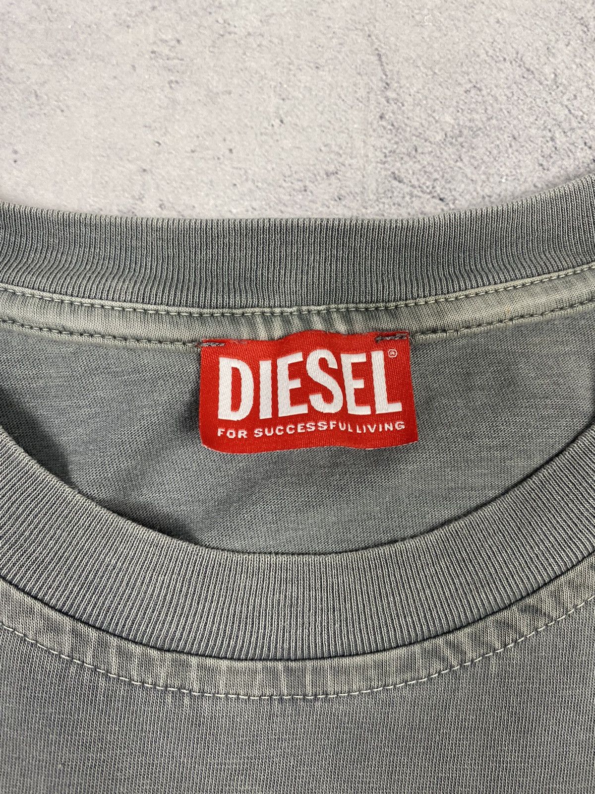 Diesel Diesel Industry Faded Gray Big Logo Avant-garde T Shirt Size US L / EU 52-54 / 3 - 11 Thumbnail