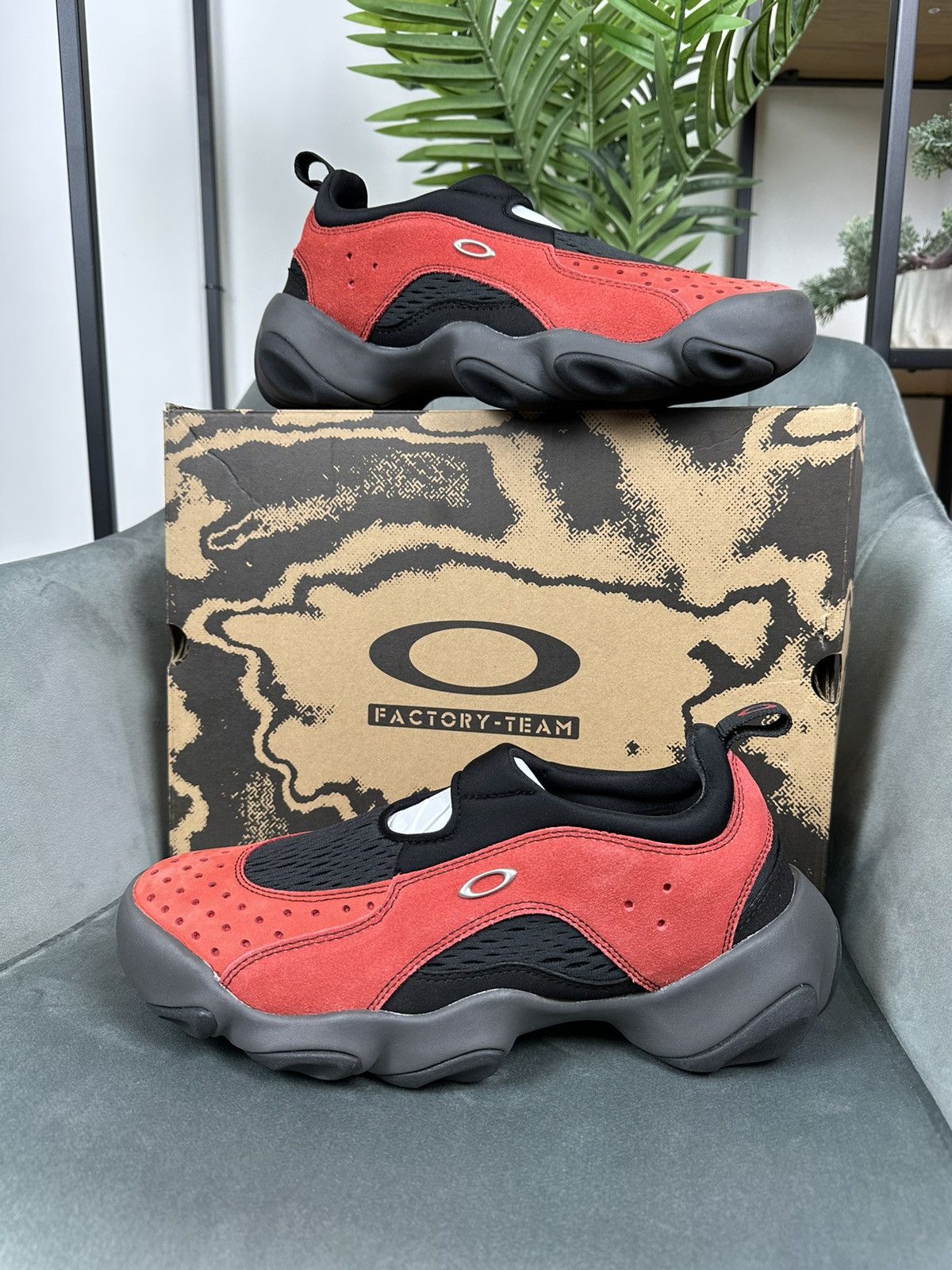Brain Dead × Oakley NEW Oakley x Brain Dead Factory Team Flesh Sandal Lava/Black Size US 9.5 / EU 42-43 - 5 Thumbnail