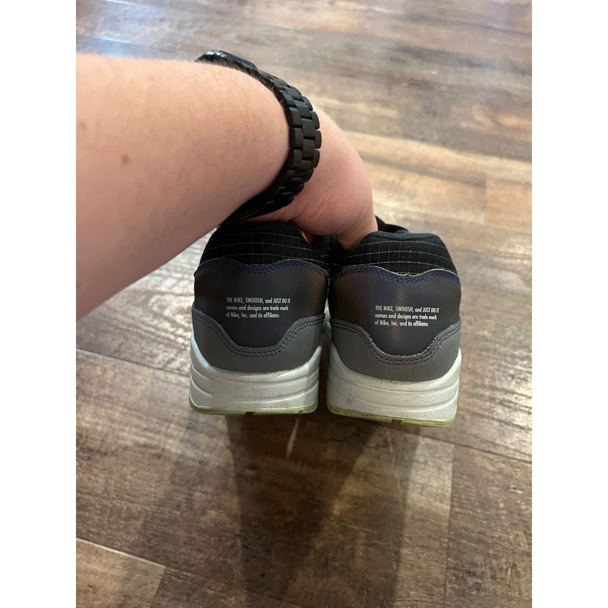 Nike Nike Air Max 1 SE Future Swoosh Pack Black Gray Run CT1624-0 Size US 9 / EU 42 - 6 Thumbnail