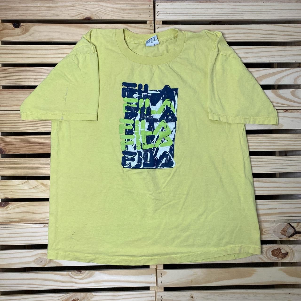 Fila Vintage FILA Yellow Tee Size Large Size US L / EU 52-54 / 3 - 1 Thumbnail