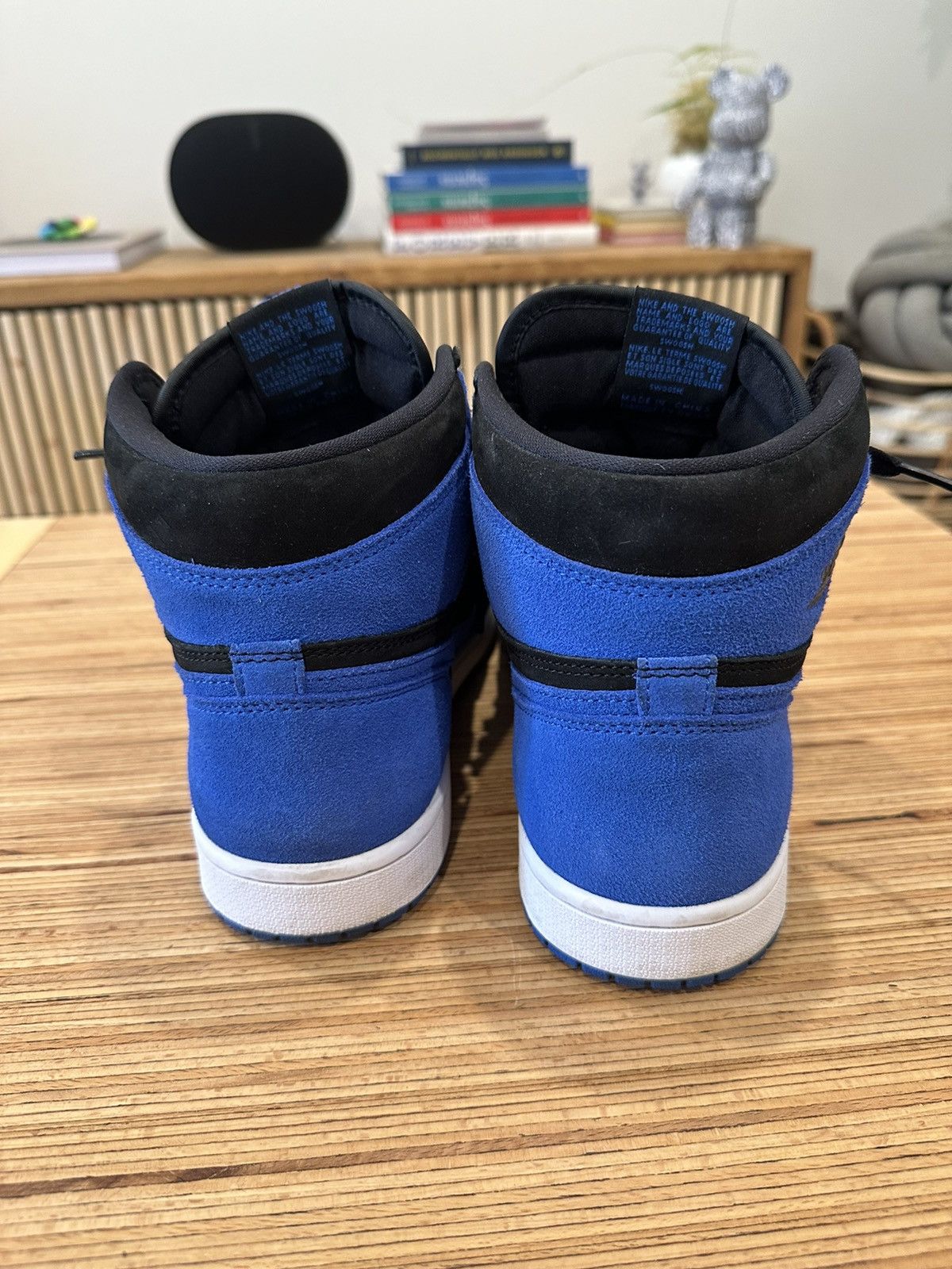 Jordan Brand Air Jordan 1 Retro high OG Black & Royal Blue Size US 9.5 / EU 42-43 - 4 Thumbnail