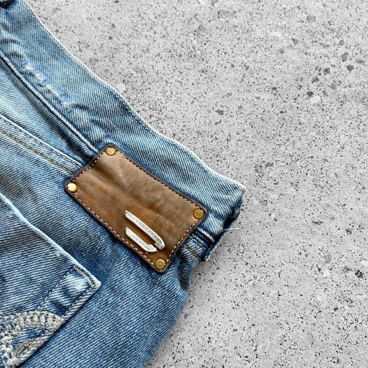 Designer × Diesel Diesel Doozy Wash 0071J Women’s Blue Denim Jean Shorts Size 27" / US 4 / IT 40 - 7 Thumbnail
