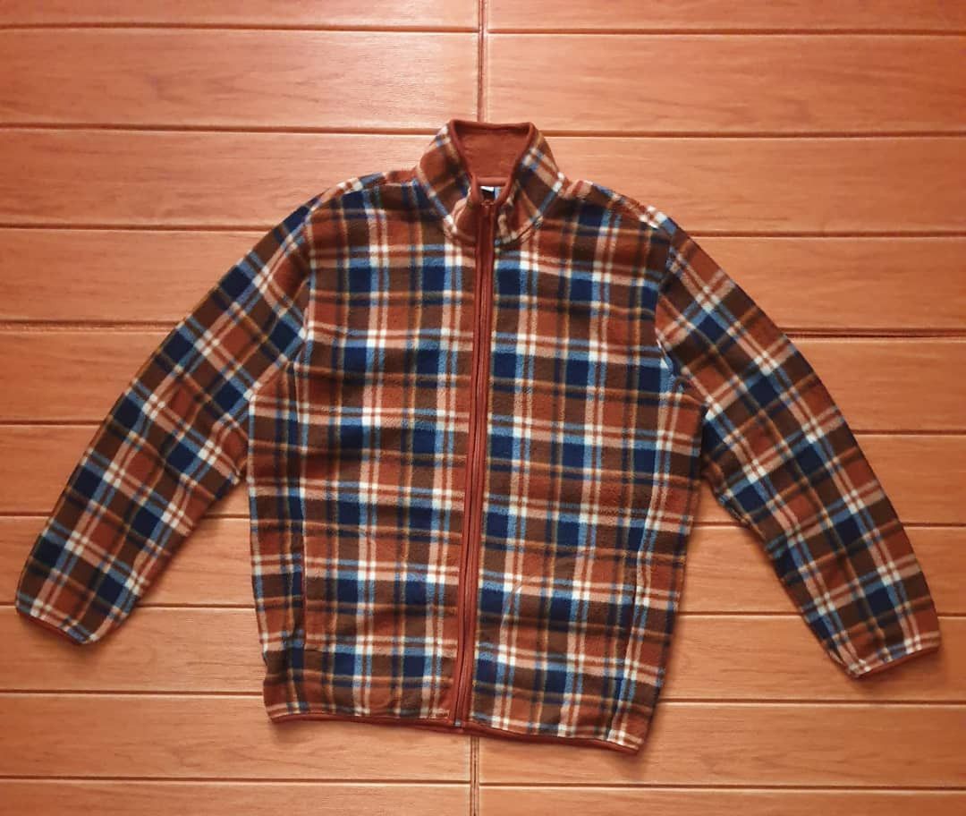 Uniqlo checkered Japanese brand Fleece Sweater