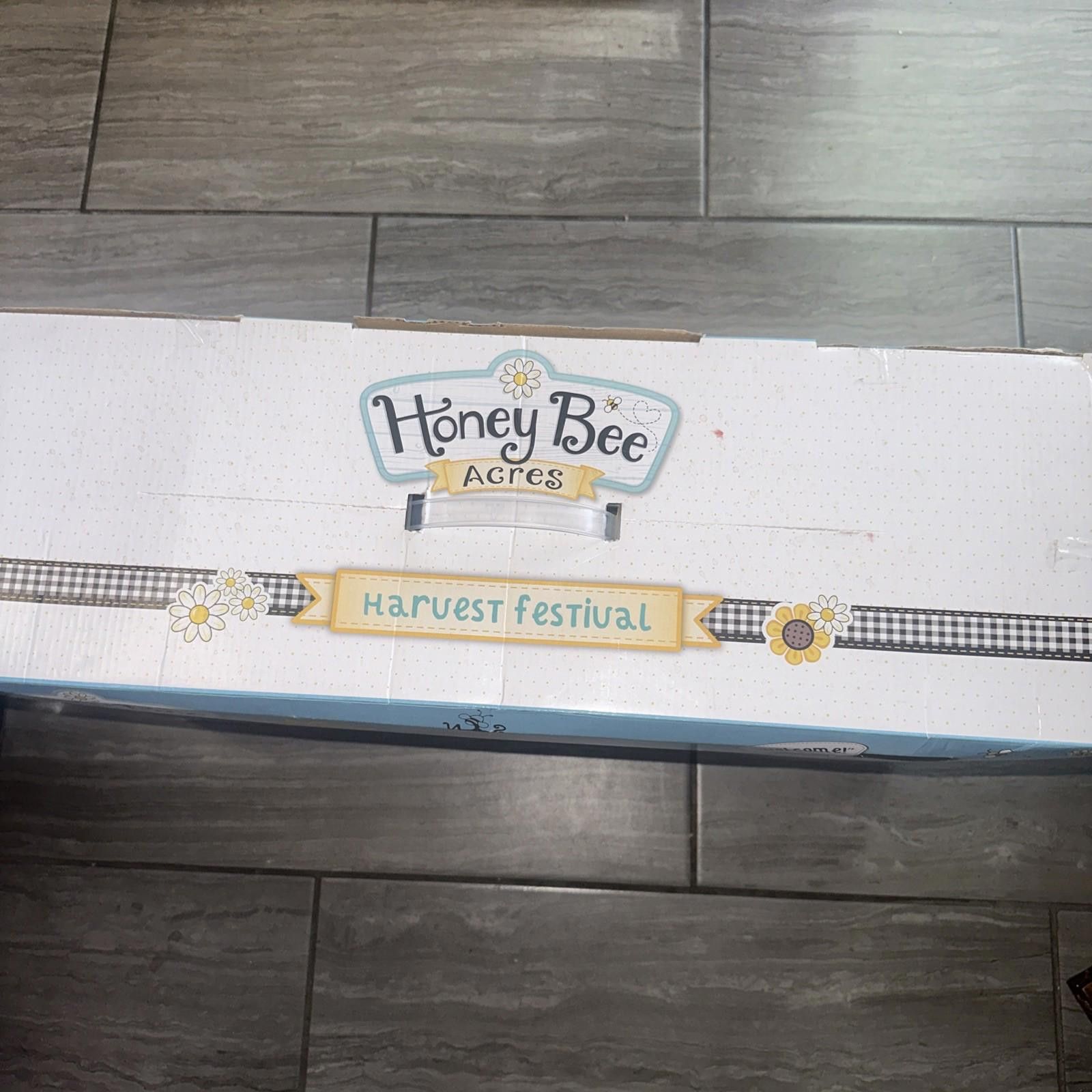 Other Honey Bee Acres Harvest Festival Playset Barn Over 50 Pieces Size ONE SIZE - 6 Thumbnail