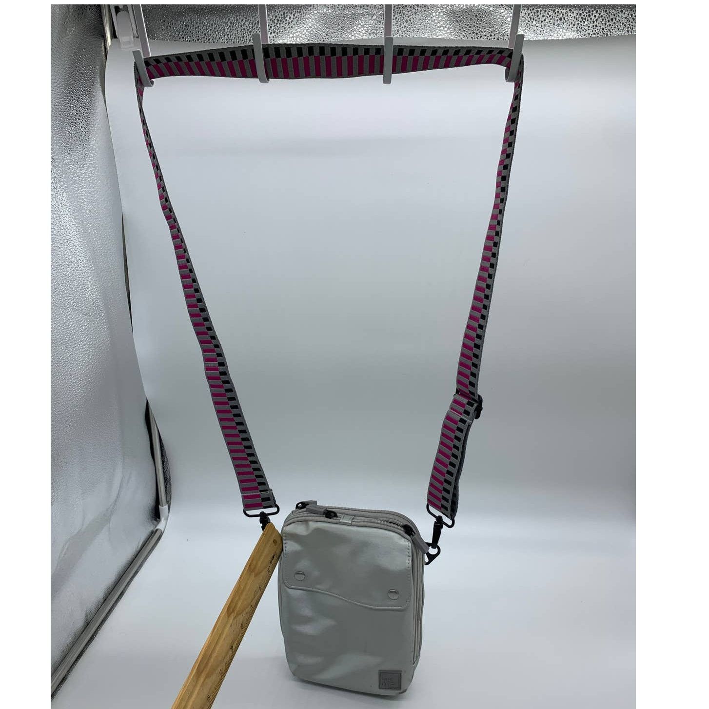 Other IHKWIP Crossbody Purse Womens Everyday Essentials Bag Size ONE SIZE - 3 Thumbnail