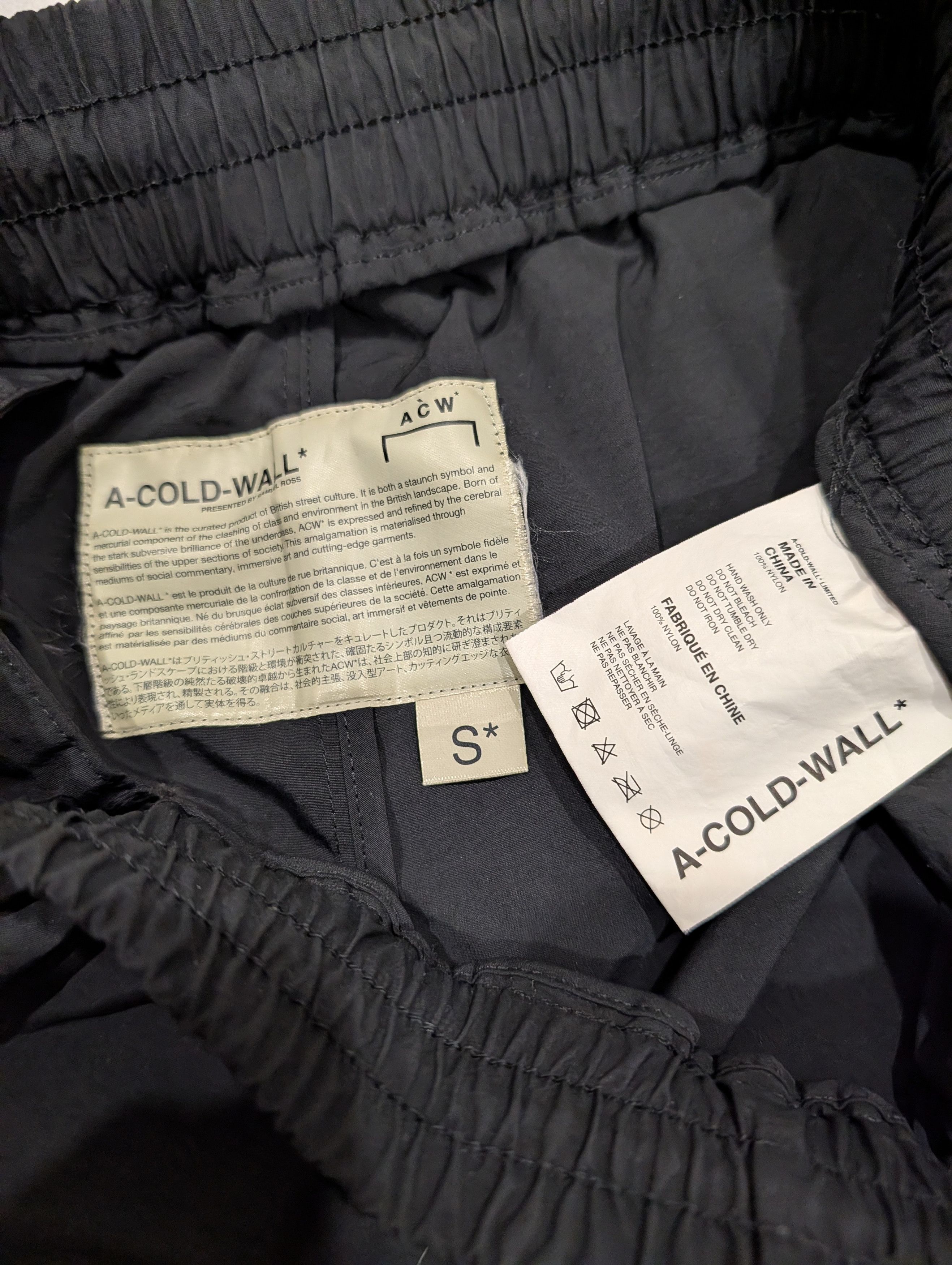 A-COLD-WALL* A-COLD-WALL* Black Welded Corbusier Track Shorts Size US 30 / EU 46 - 3 Thumbnail
