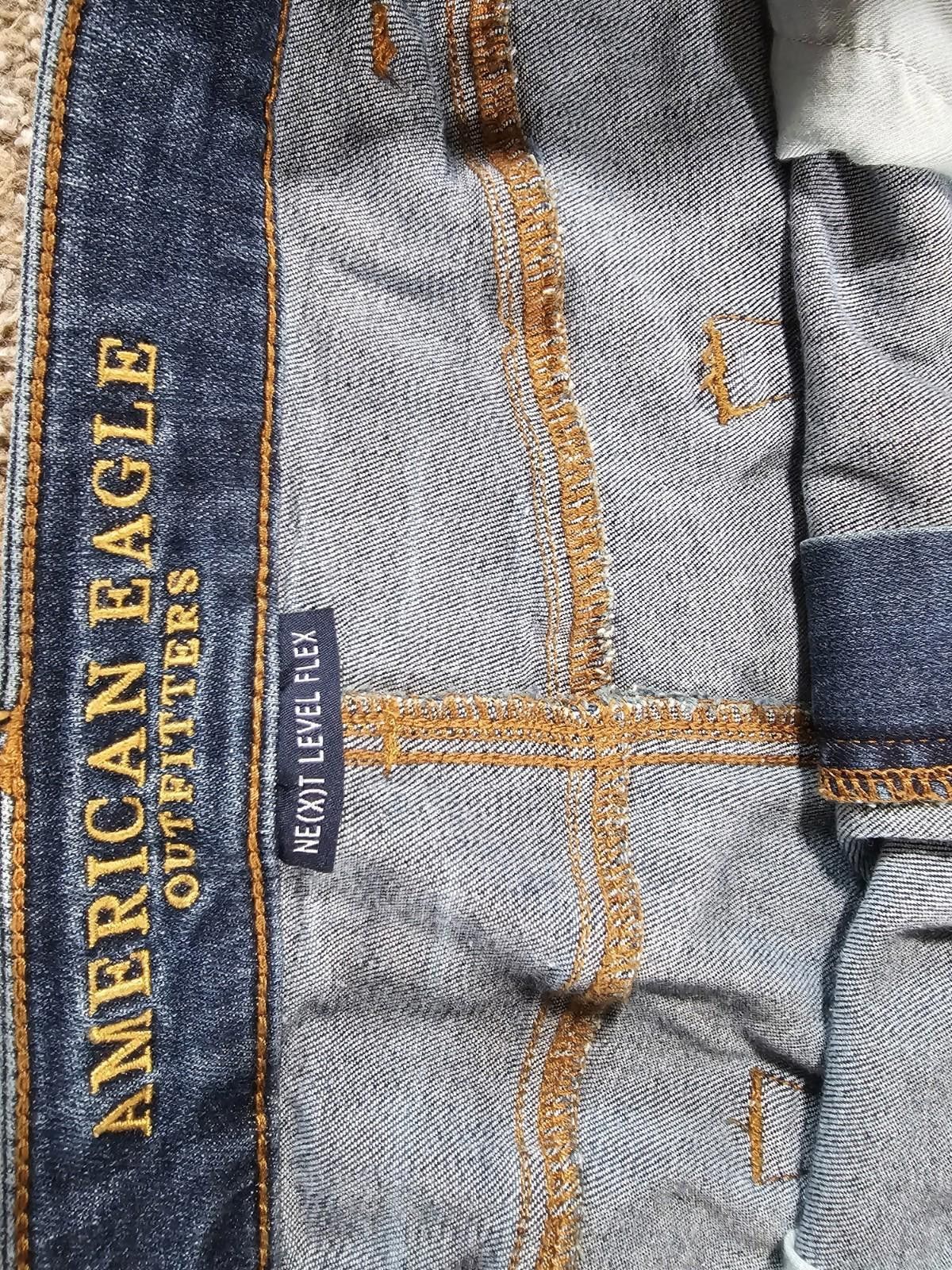American Eagle Outfitters American Eagle Destroyed Cutoff Jeans Size 42 Size 42" / US 20 - 3 Thumbnail