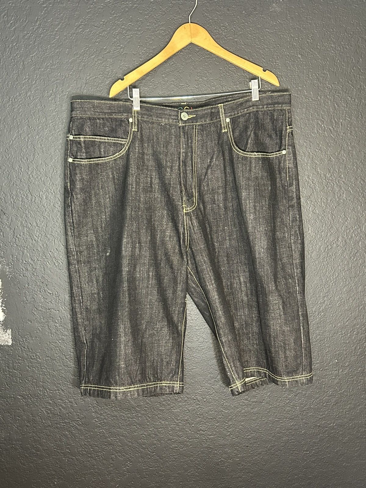 Coogi Vintage Coogie Embroidered Jorts Size US 44 / EU 60 - 1 Thumbnail