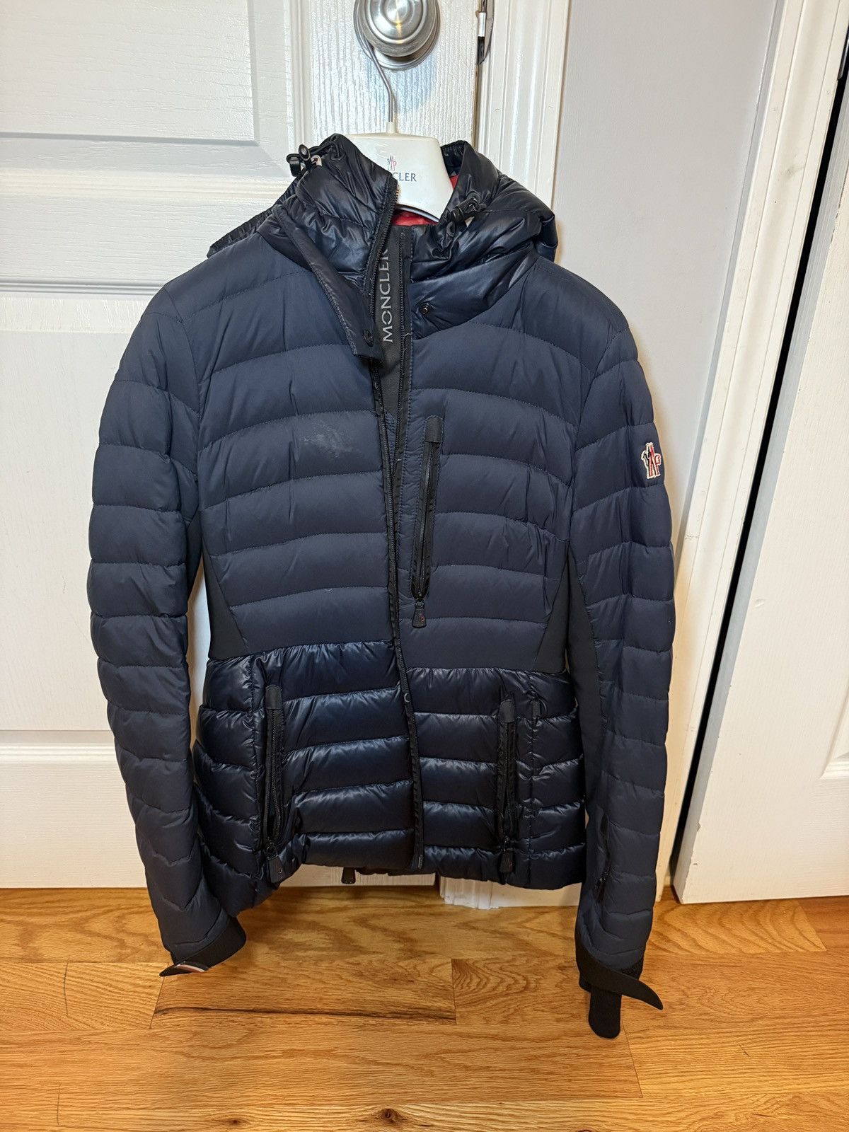 Moncler Grenoble Moncler Grenoble Size S / US 4 / IT 40 - 1 Thumbnail