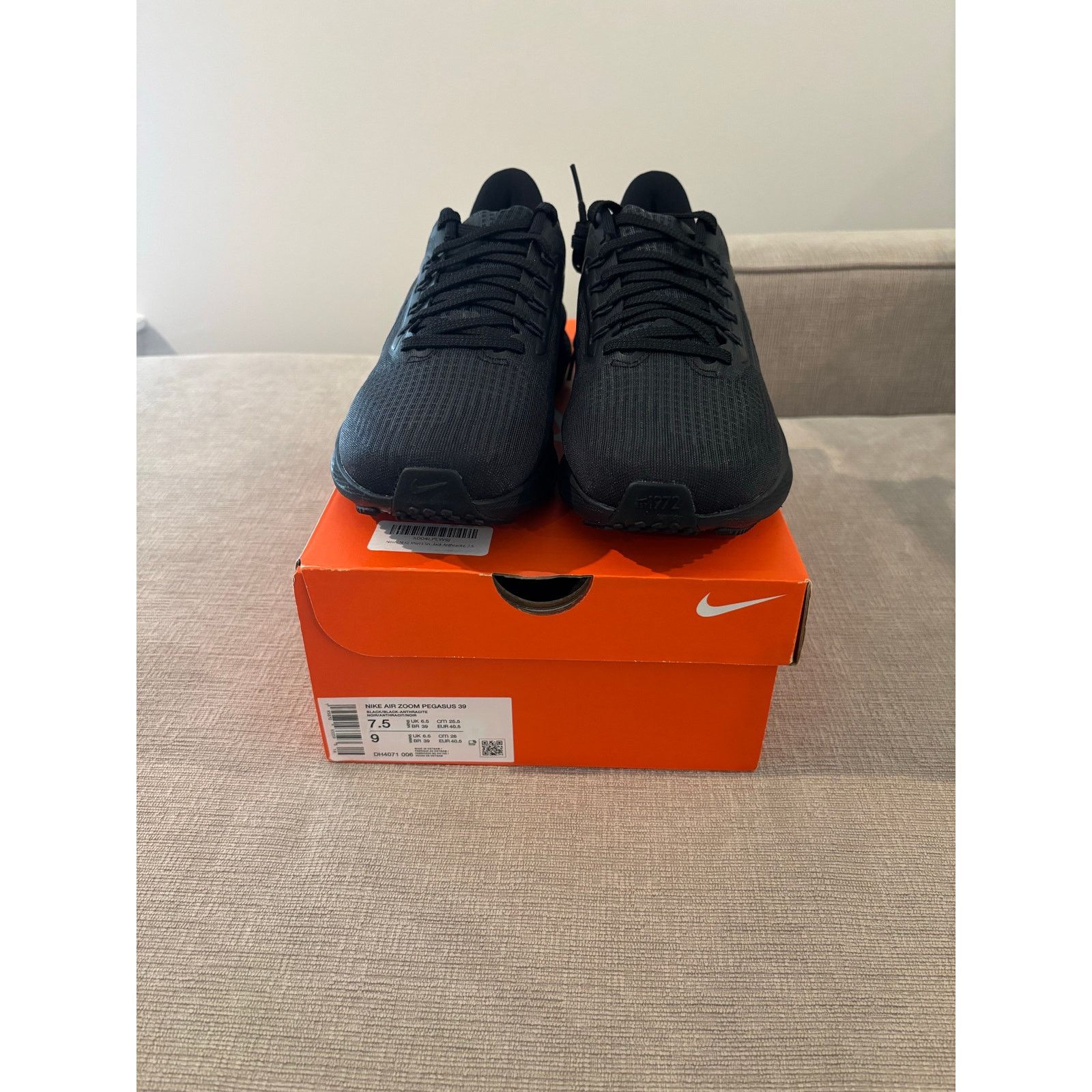 Nike Nike Air Zoom Pegasus 39 Size US 7.5 / EU 40-41 - 9 Thumbnail
