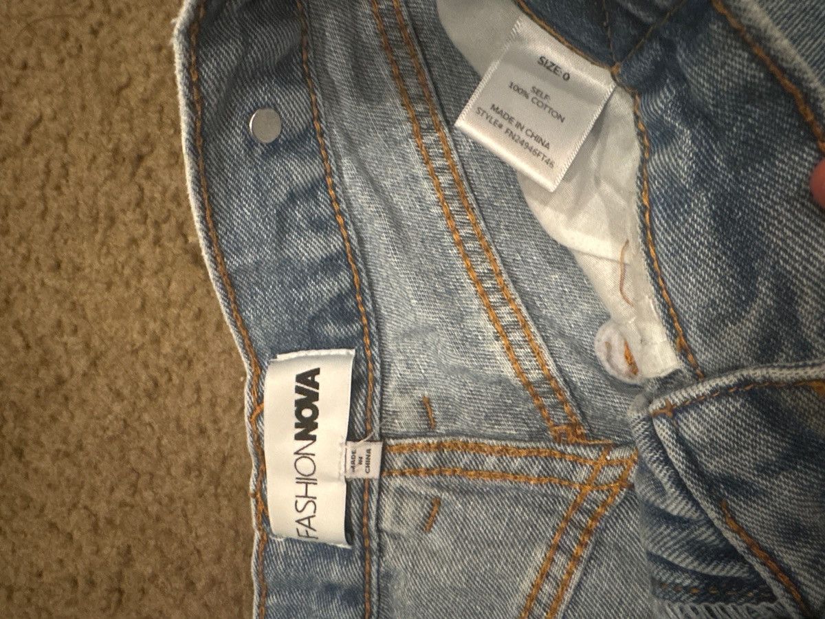 Fashion Nova Women’s Jeans Size 25" / US 0 / IT 36 - 1 Thumbnail