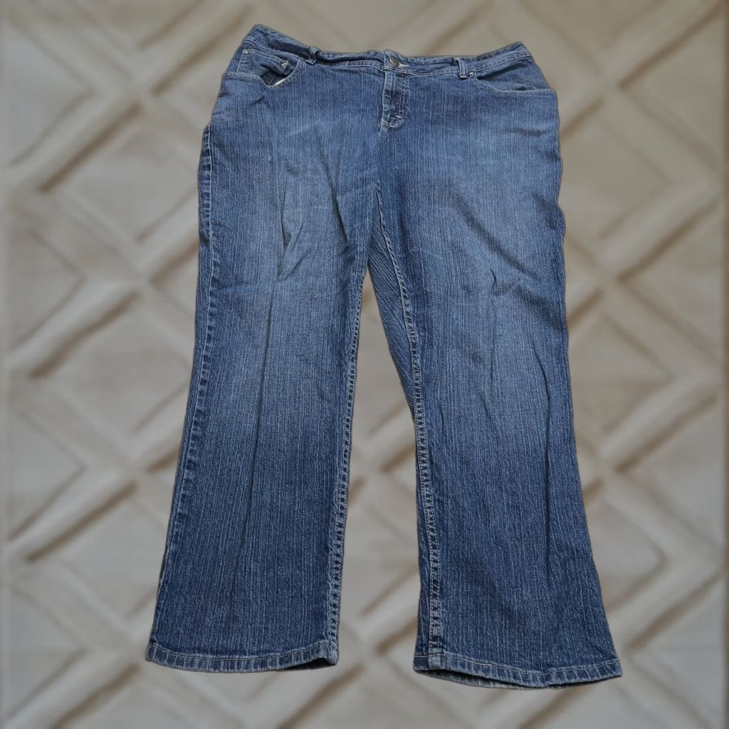 Lee Lee Jeans Womens 20 WP Blue Denim Straight High Rise 38x28 Zip 5-Pocket Comfort Size 38" / US 16 / IT 52 - 1 Thumbnail