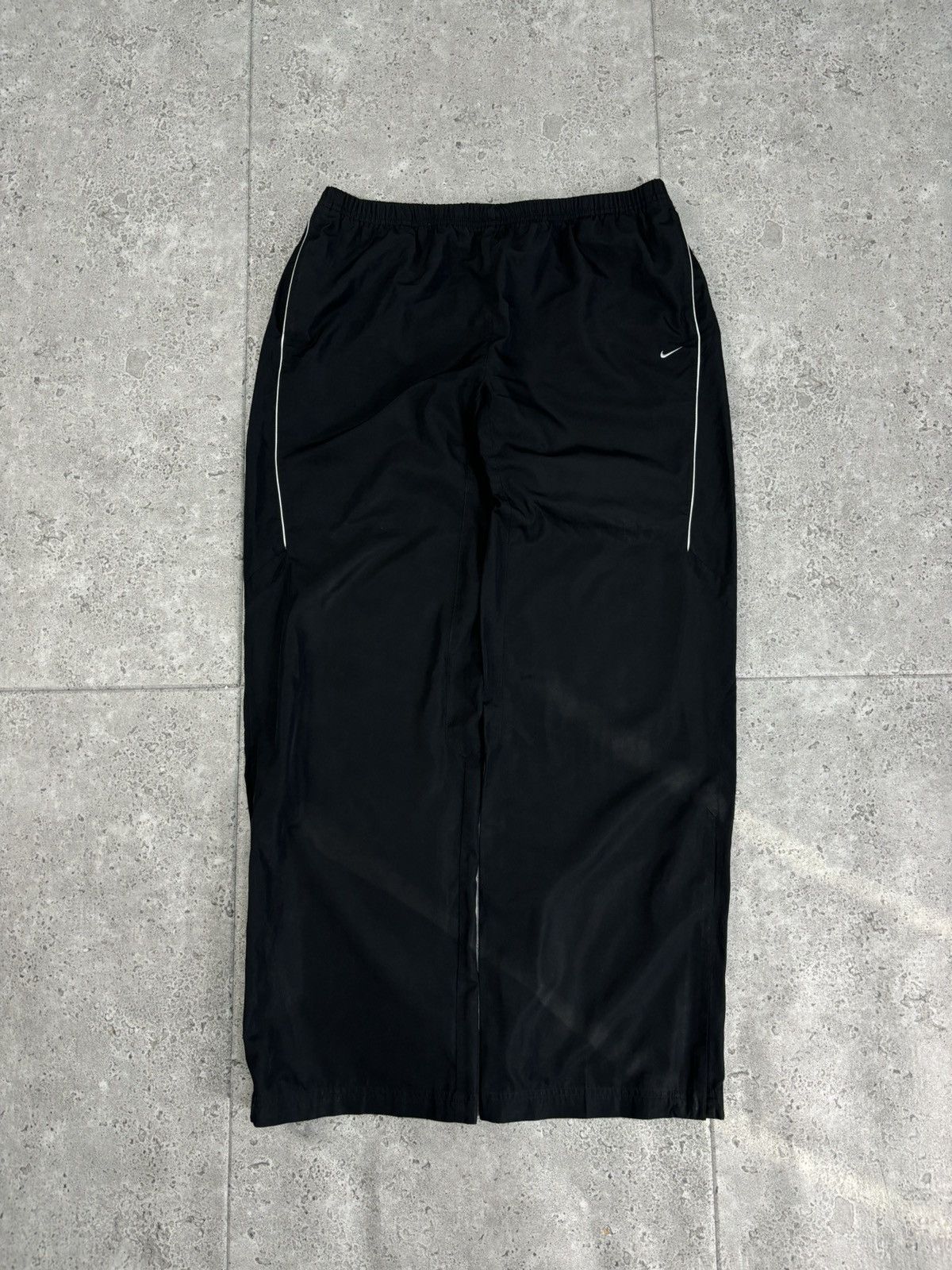 Nike × Vintage Crazy Vintage Y2K/2000s Baggy Nike Track Pants Hip Hop Size US 36 / EU 52 - 1 Thumbnail