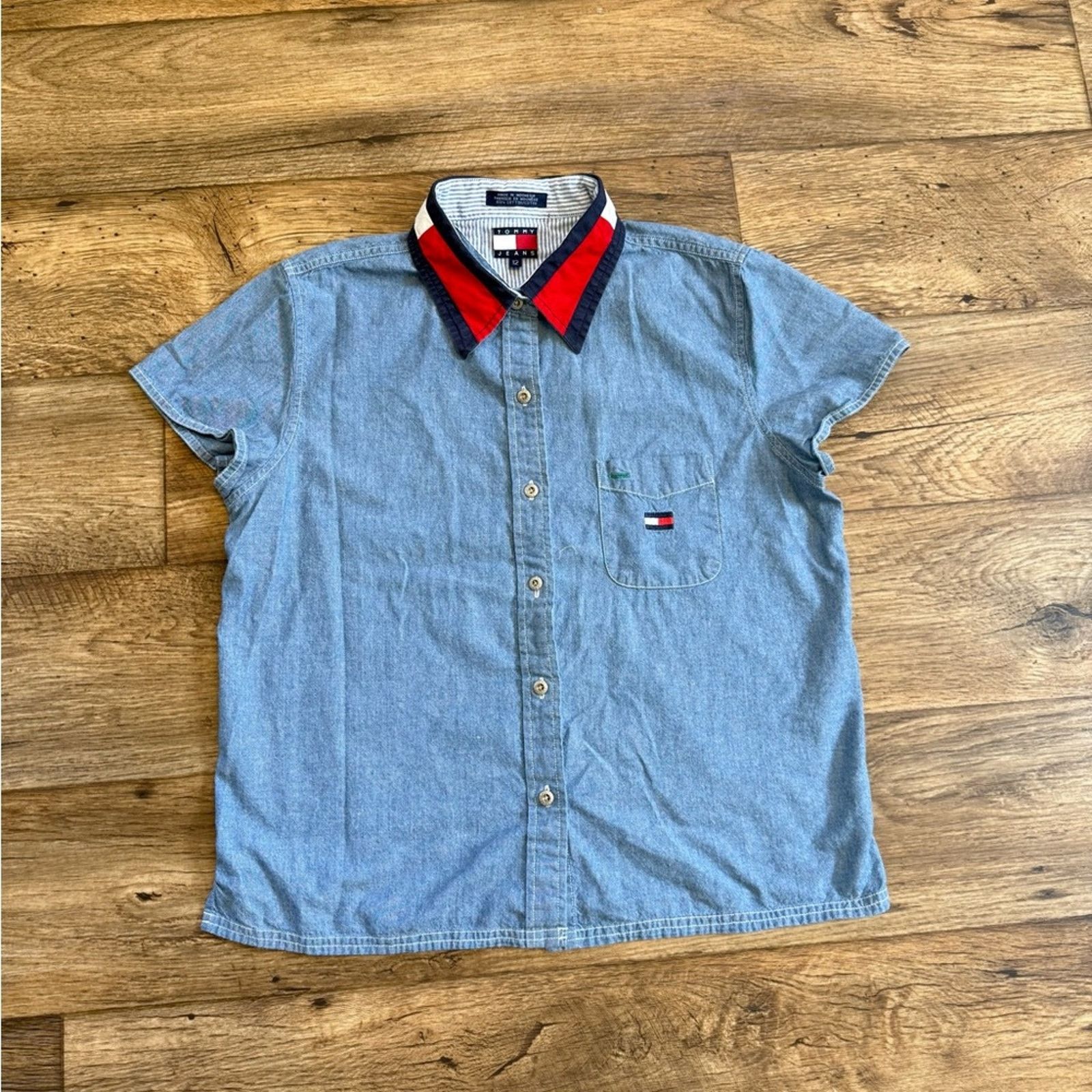Tommy Hilfiger Vintage Tommy Hilfiger Jeans Denim Button Up Shirt Size XL / US 12-14 / IT 48-50 - 1 Thumbnail