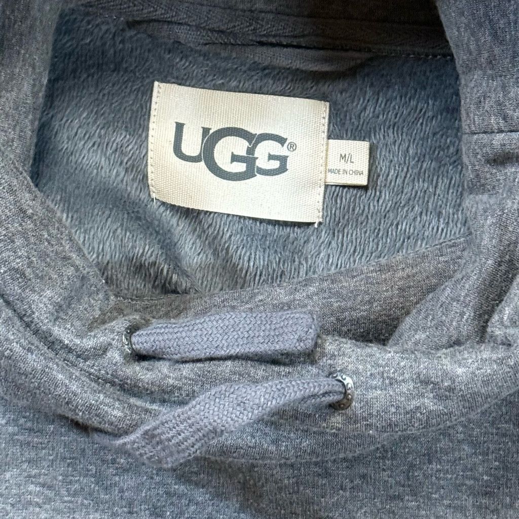 Japanese Brand UGG Women’s M/L Gray Poncho Pullover Size XL / US 12-14 / IT 48-50 - 6 Thumbnail