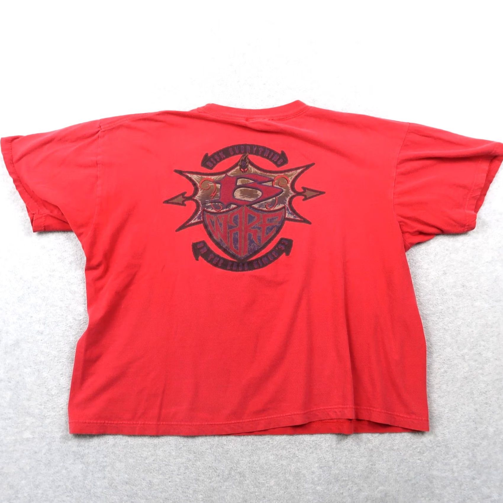 Vintage Vintage B Ware Risk Everything Red Graphic Tee 2XL XXL USA Made T-Shirt Men Short Sleeve Crew Neck Cotton Vintage 90s Fans Mens Size US XXL / EU 58 / 5 - 2 Thumbnail