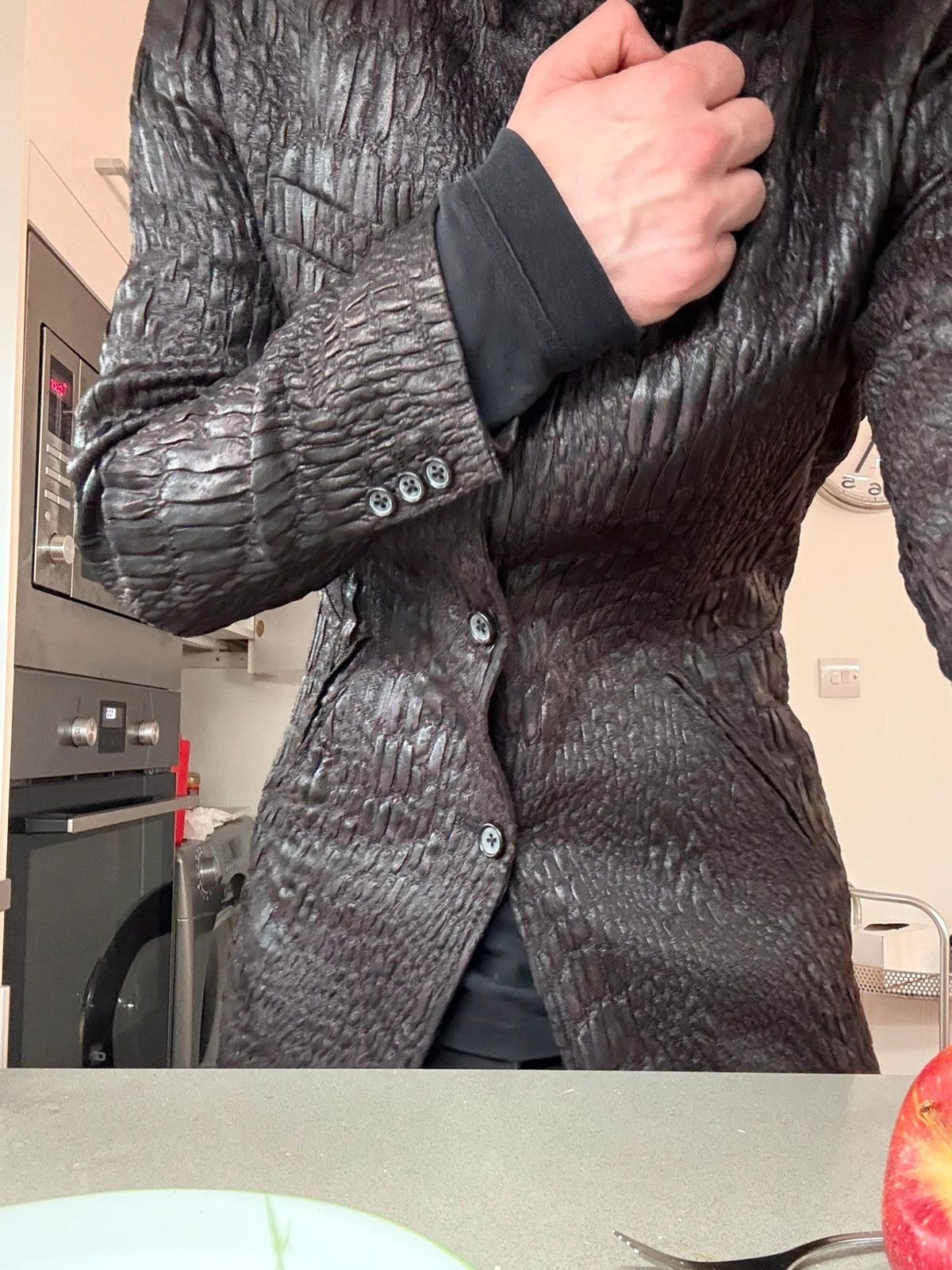 Tornado Mart Tornado Mart alligator textured vampire light overcoat Size US M / EU 48-50 / 2 - 9 Thumbnail