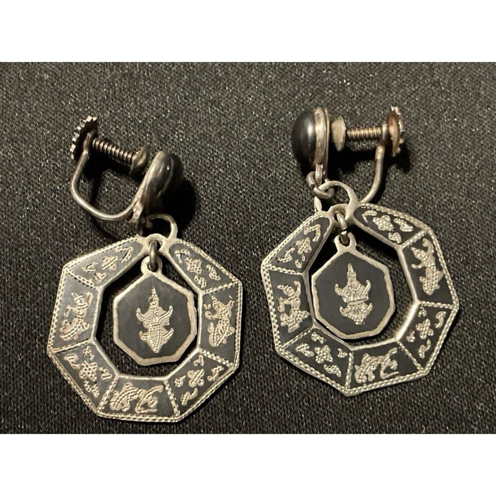 Other Vintage Siam Silver Earrings Black Inlay Screw Back Earrings Size ONE SIZE - 2 Thumbnail