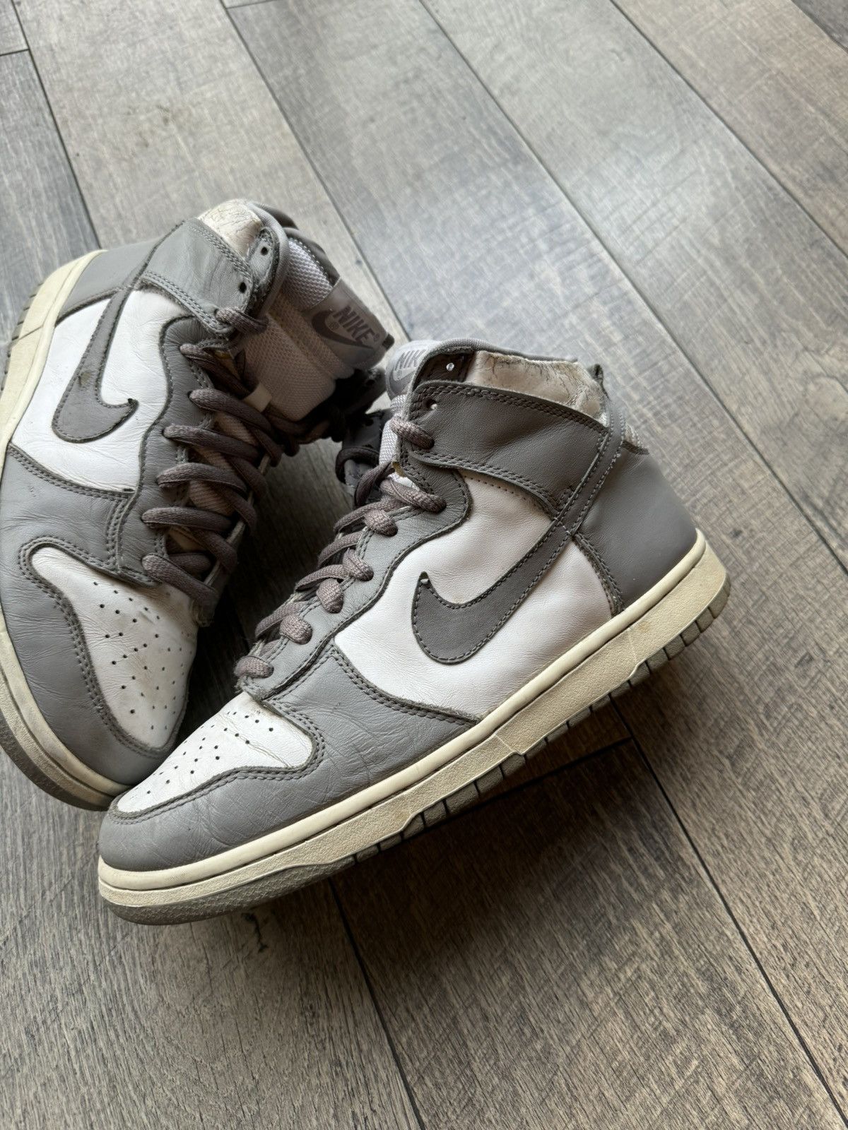 Nike × Vintage Vintage Nike Dunk High 2003 Medium Grey 30471700200 Size 9 Size US 9 / EU 42 - 2 Thumbnail