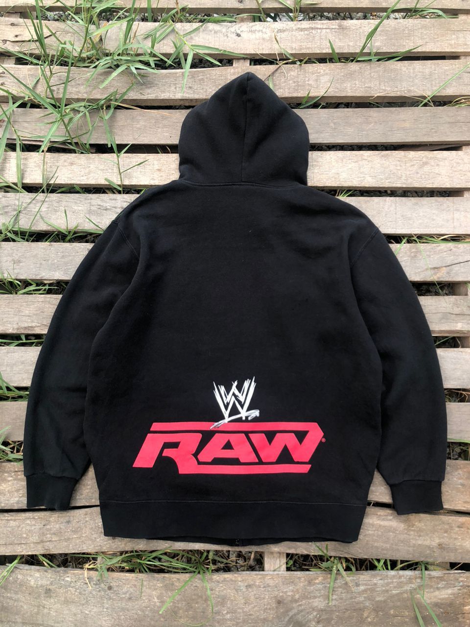 WWF Vintage 2011 WWF RAW Wrestling Zipper Hoodie Embroidery Size US L / EU 52-54 / 3 - 2 Thumbnail