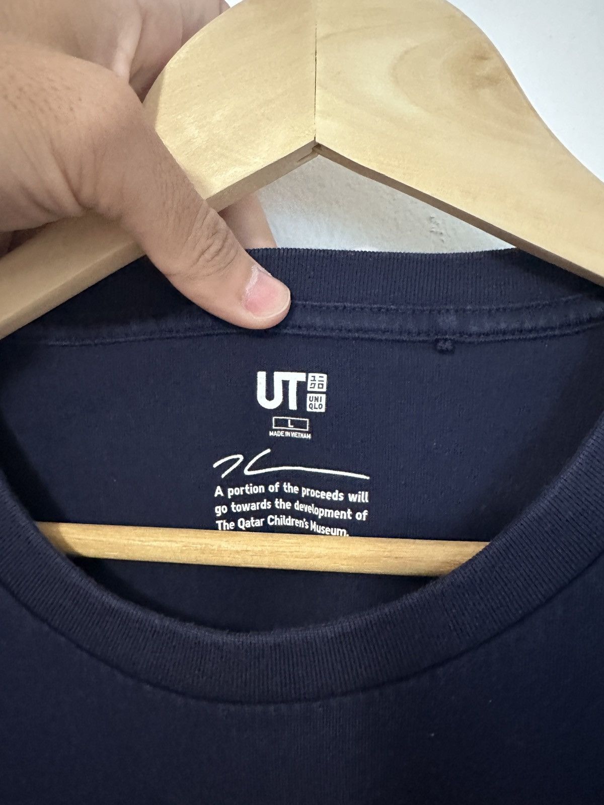 Uniqlo jeff koons nyc ballon exhibit tee Size US L / EU 52-54 / 3 - 2 Thumbnail