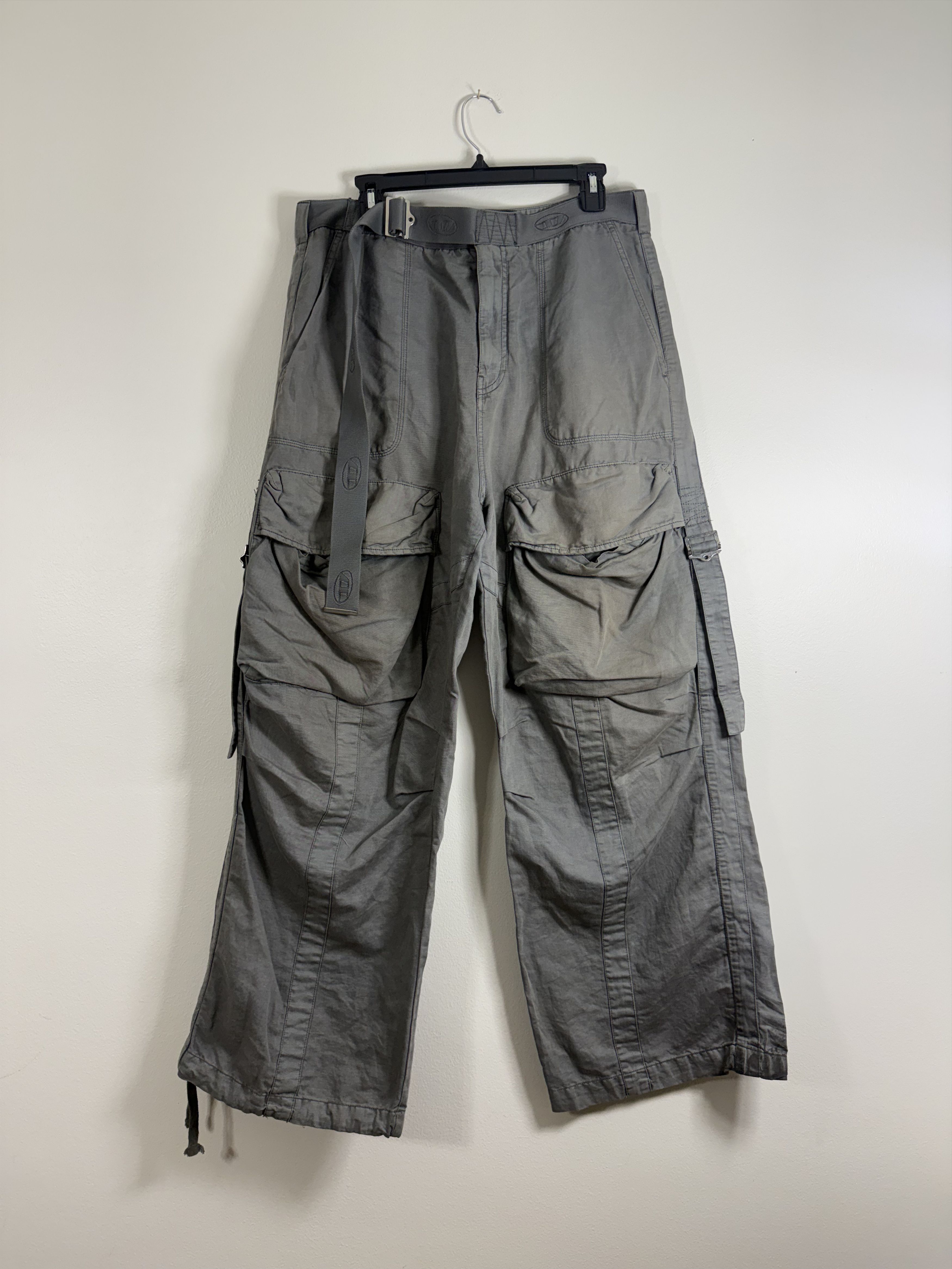 Diesel Gray Washed Belted Cargos Size US 32 / EU 48 - 1 Thumbnail