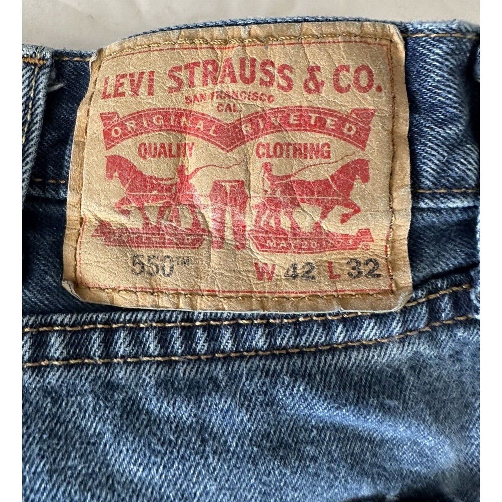 Levi's LEVIS 550 relaxed, 42x32 Dark Blue Wash, Cotton 2019 *CLEAN Size 42" / US 20 - 2 Thumbnail