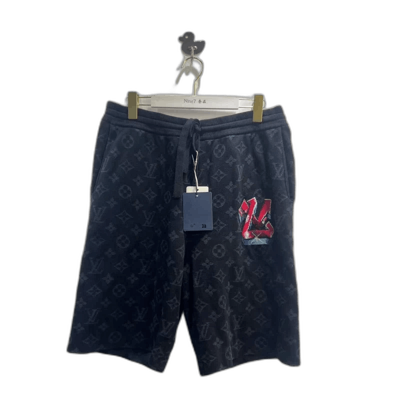 Louis Vuitton Louis Vuitton Embroidered Logo Shorts Size US 34 / EU 50 - 1 Thumbnail
