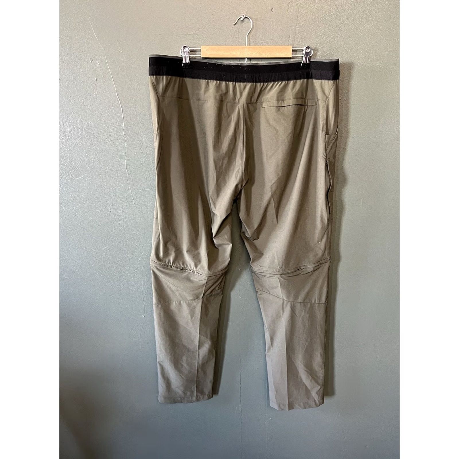 The North Face The North Face Mens Pants Green Nylon Convertible 40 Outdoor Hiking Chino Regular 31in Inseam Mens Size US 40 / EU 56 - 2 Thumbnail