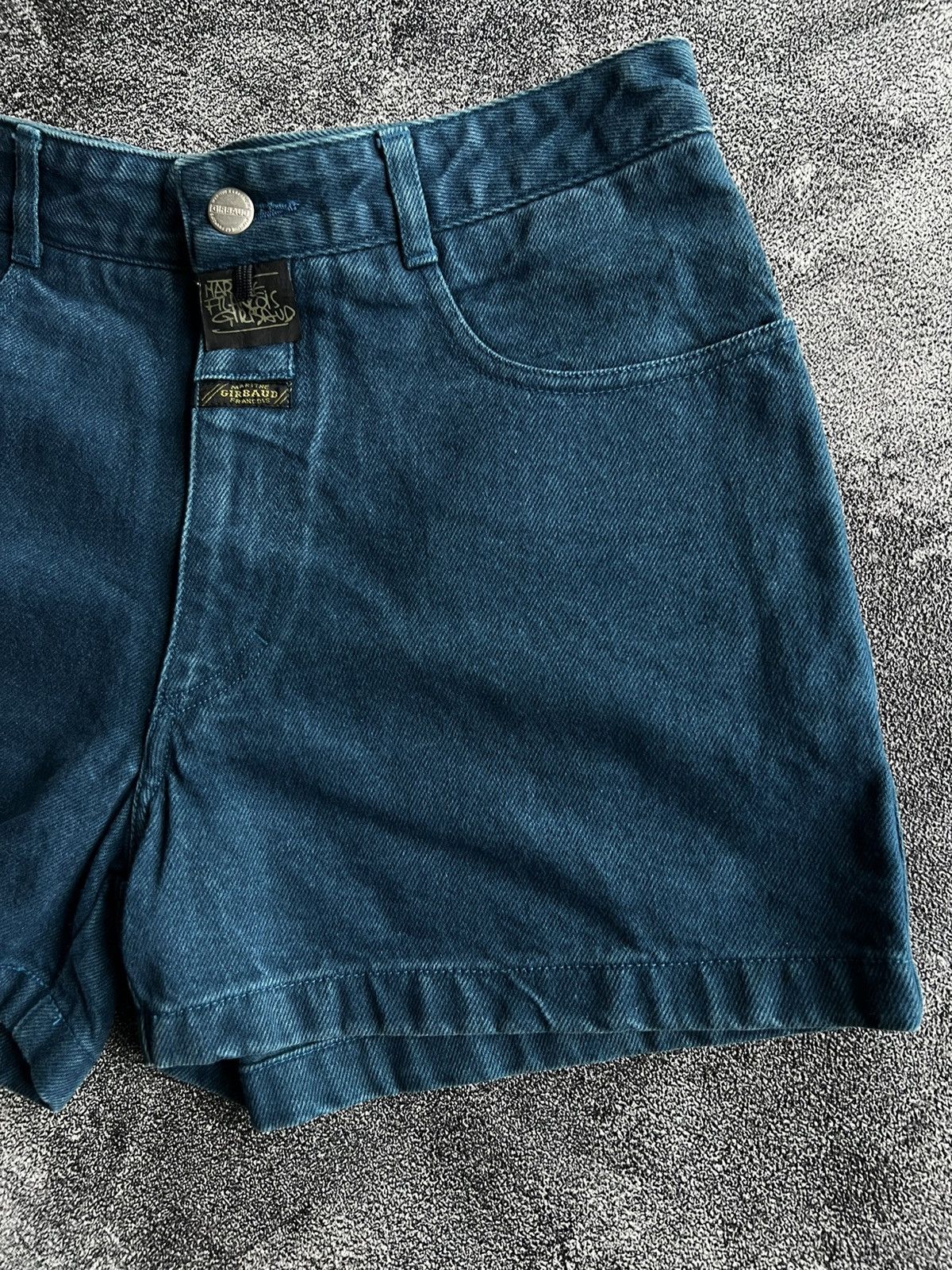 Marithe + Francois Girbaud Marithe Francois Girbaud Stone Washed Short Size 28" / US 6 / IT 42 - 4 Thumbnail