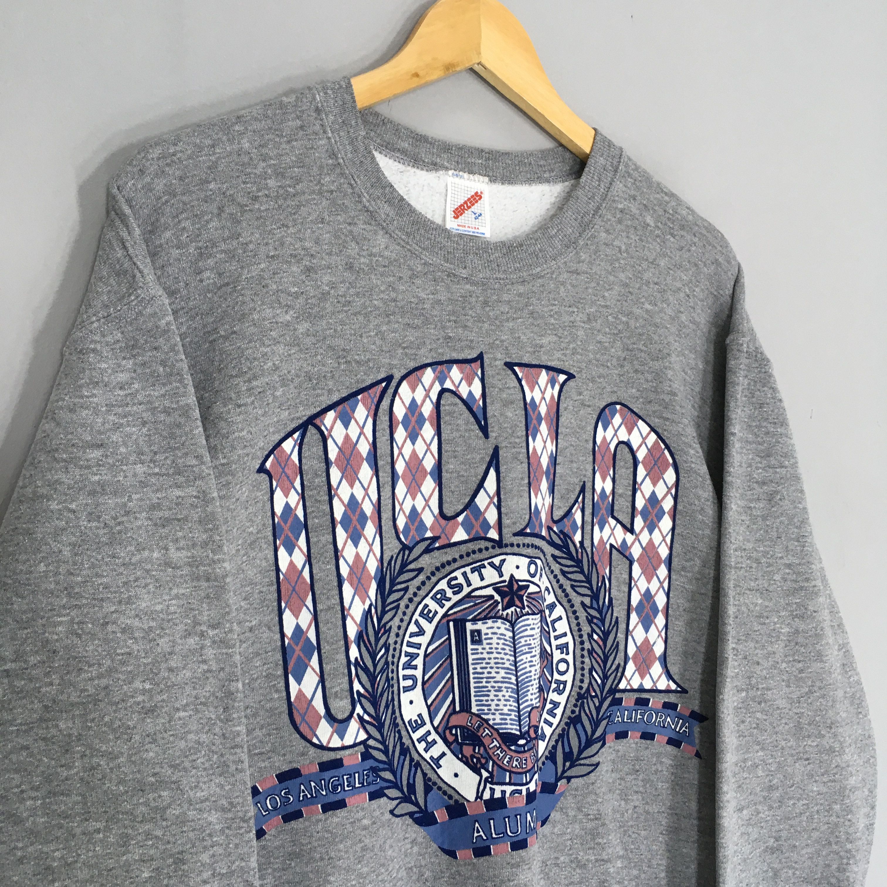 Vintage Vintage 90s University Of California Los Angeles Sweatshirt Size US L / EU 52-54 / 3 - 3 Thumbnail