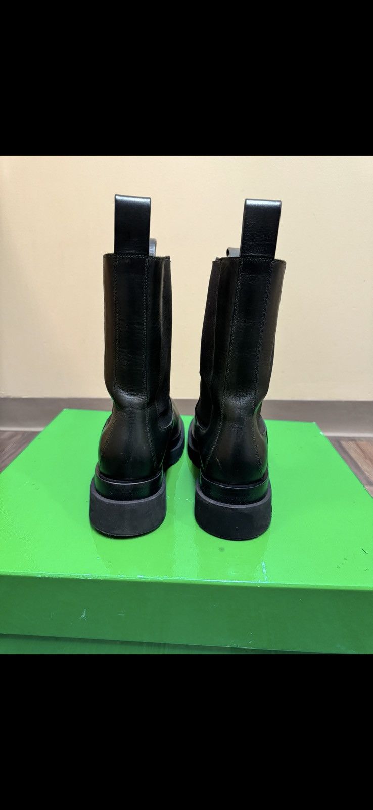 Bottega Veneta 100% AUTHENTIC BOTTEGA CHELSEA BOOTS OLIVE/BLACK SZ 40 Size US 7 / EU 40 - 5 Thumbnail