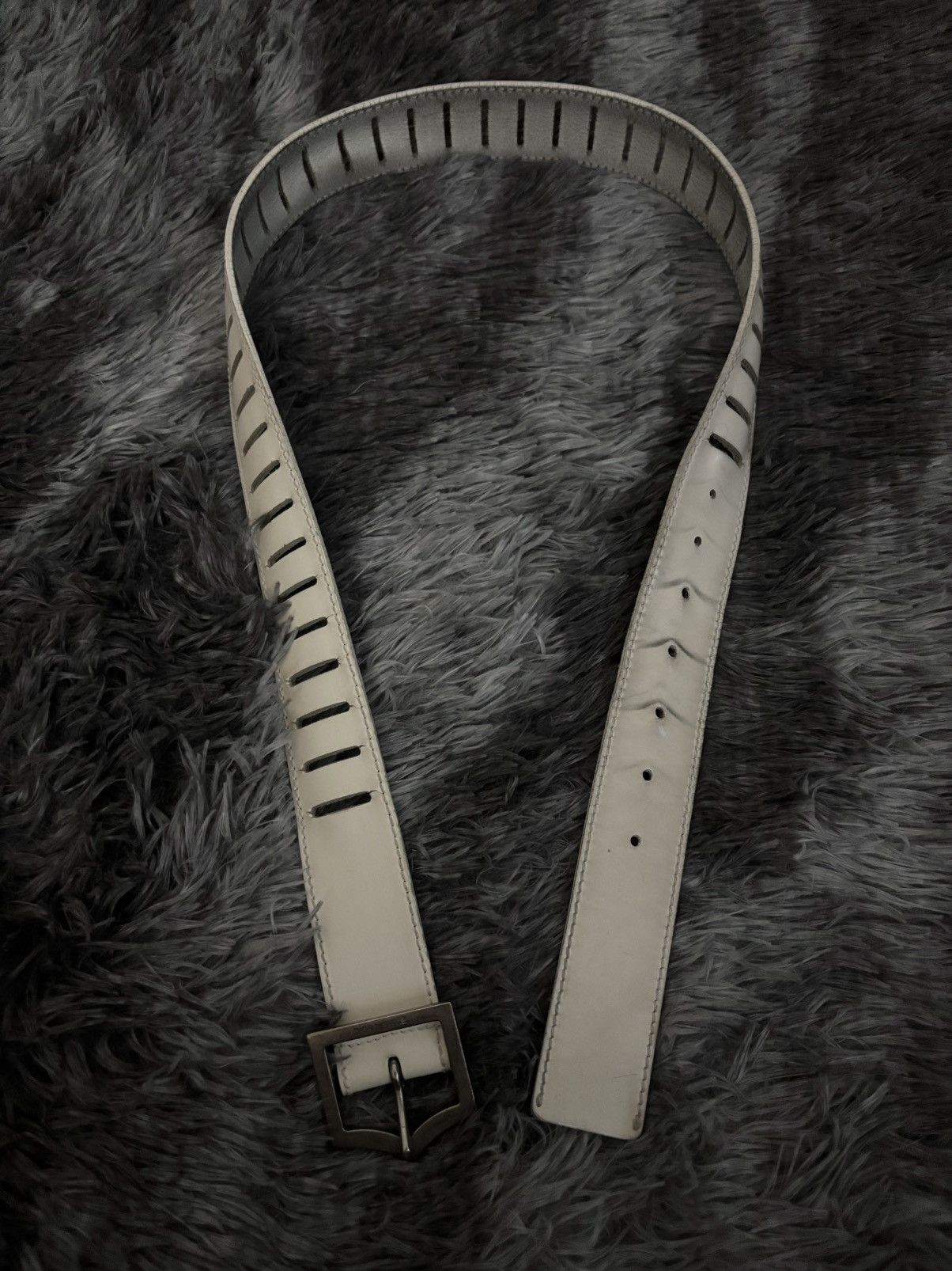 Dior dior homme white cut out d point buckle belt Size 28 - 1 Thumbnail