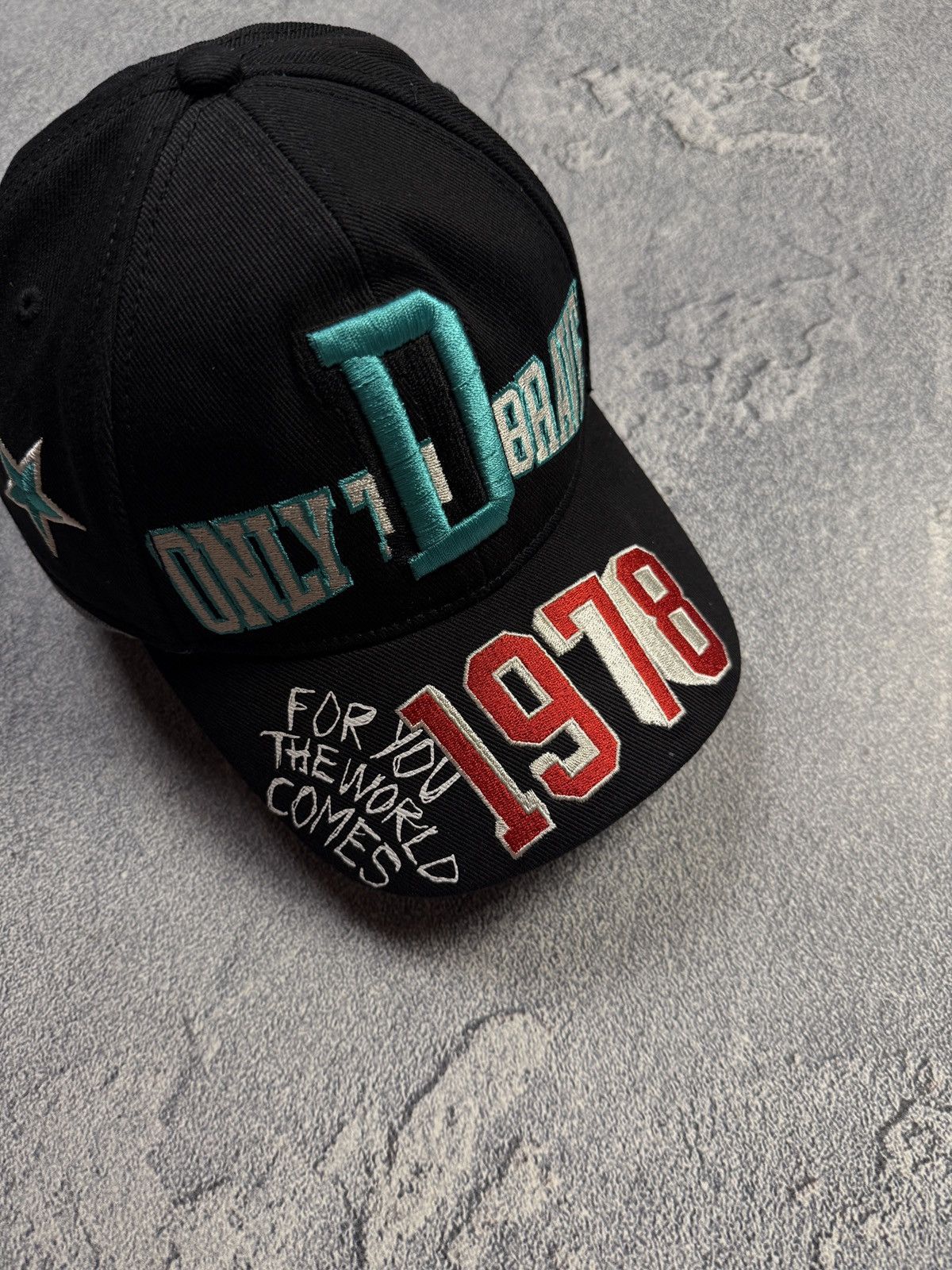 Diesel NEW!!! Diesel Double cap Crazy With Big logo Size ONE SIZE - 3 Thumbnail