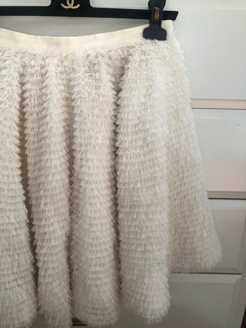 Valentino Valentino Beige princess skirt Size M / US 6-8 / IT 42-44 - 4 Thumbnail