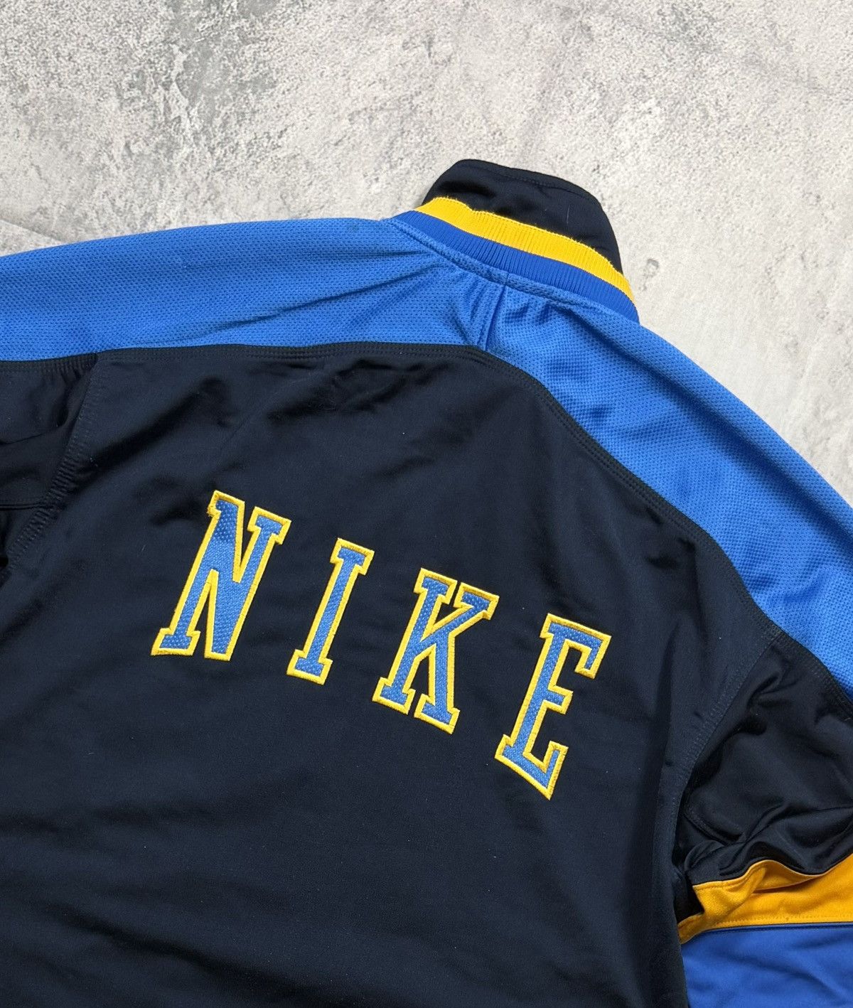 Nike Nike vintage track jacket Size US M / EU 48-50 / 2 - 5 Thumbnail