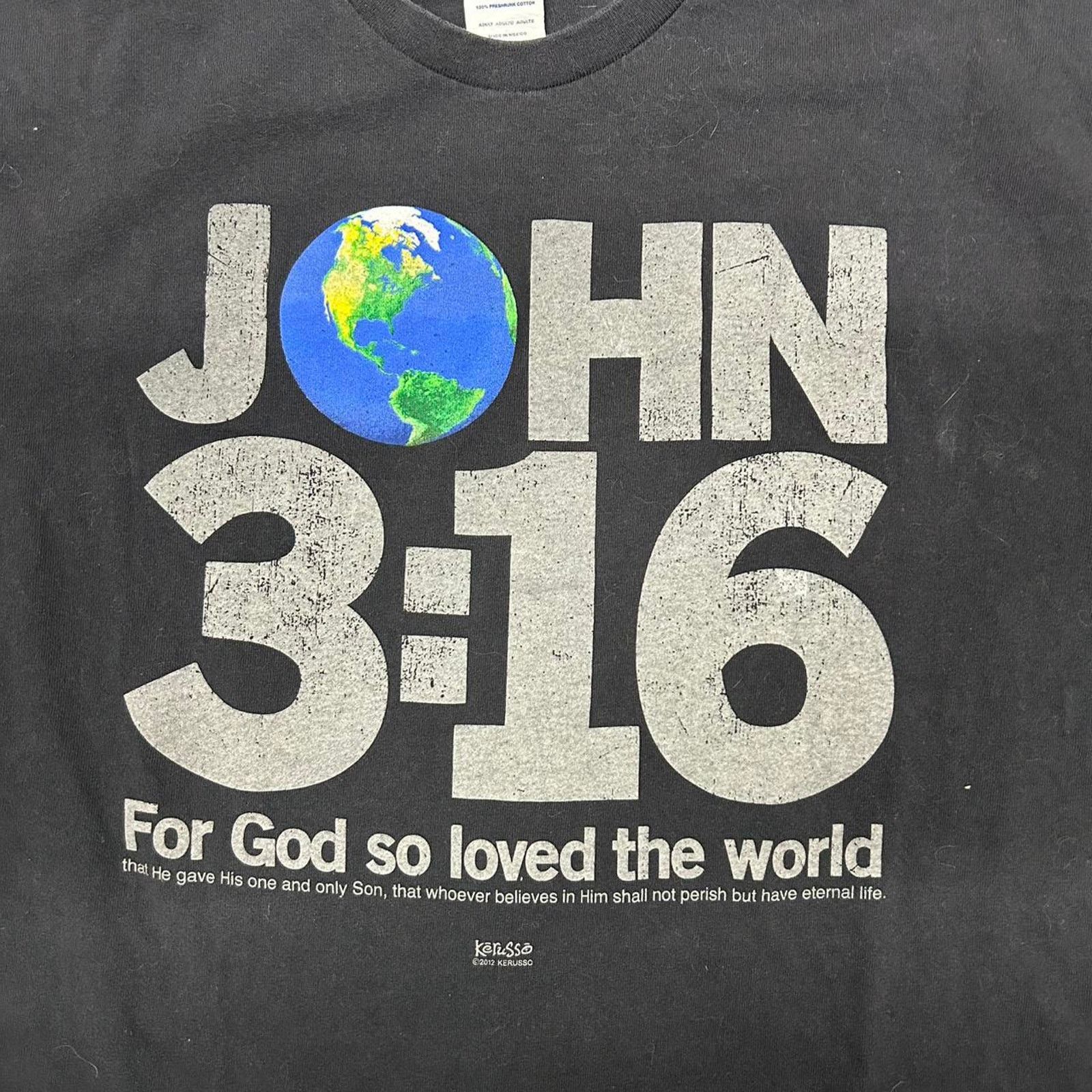 Delta Y2K Black and white John 3:16 graphic JESUS tee Size US XL / EU 56 / 4 - 2 Thumbnail