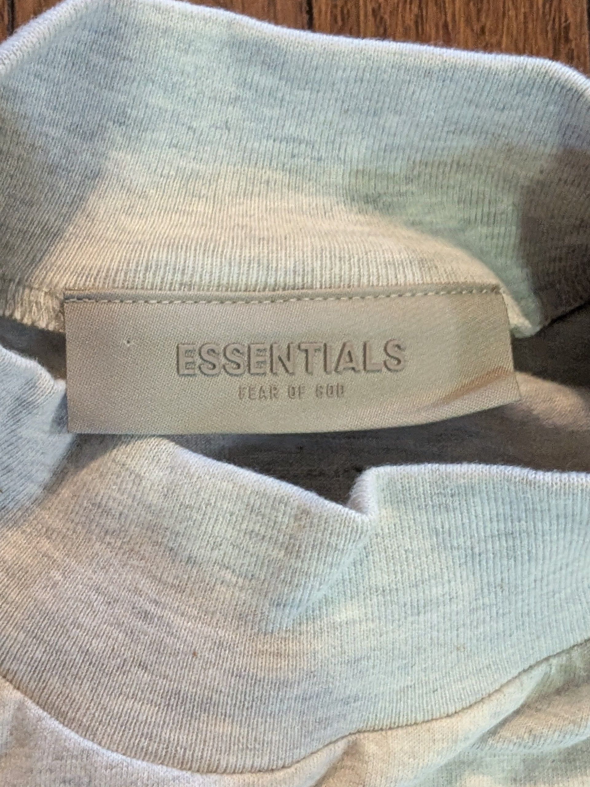 Essentials Fear of God Essentials Oatmeal Long Sleeve Shirt Size S Size US S / EU 44-46 / 1 - 3 Thumbnail