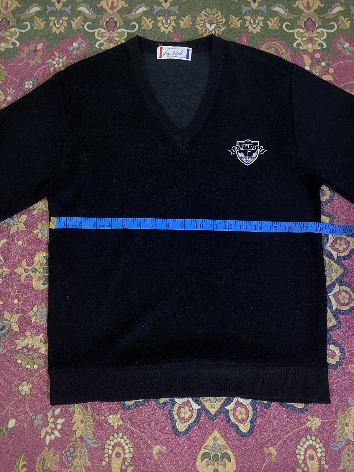 Japanese Brand × Vintage Vintage Ray Floyd Small Logo Vneck Sweater Size US S / EU 44-46 / 1 - 9 Thumbnail