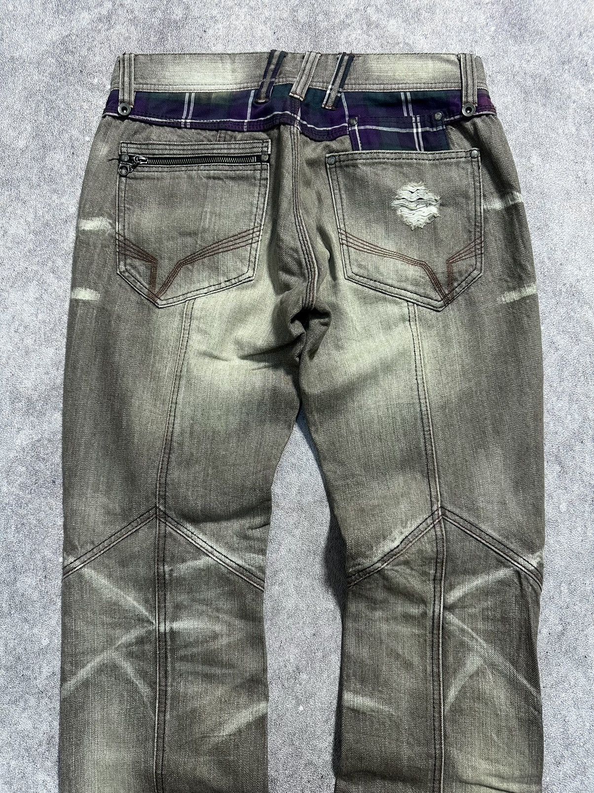 If Six Was Nine Japanes Hide Away Nicole Flared Jeans Size US 32 / EU 48 - 3 Thumbnail