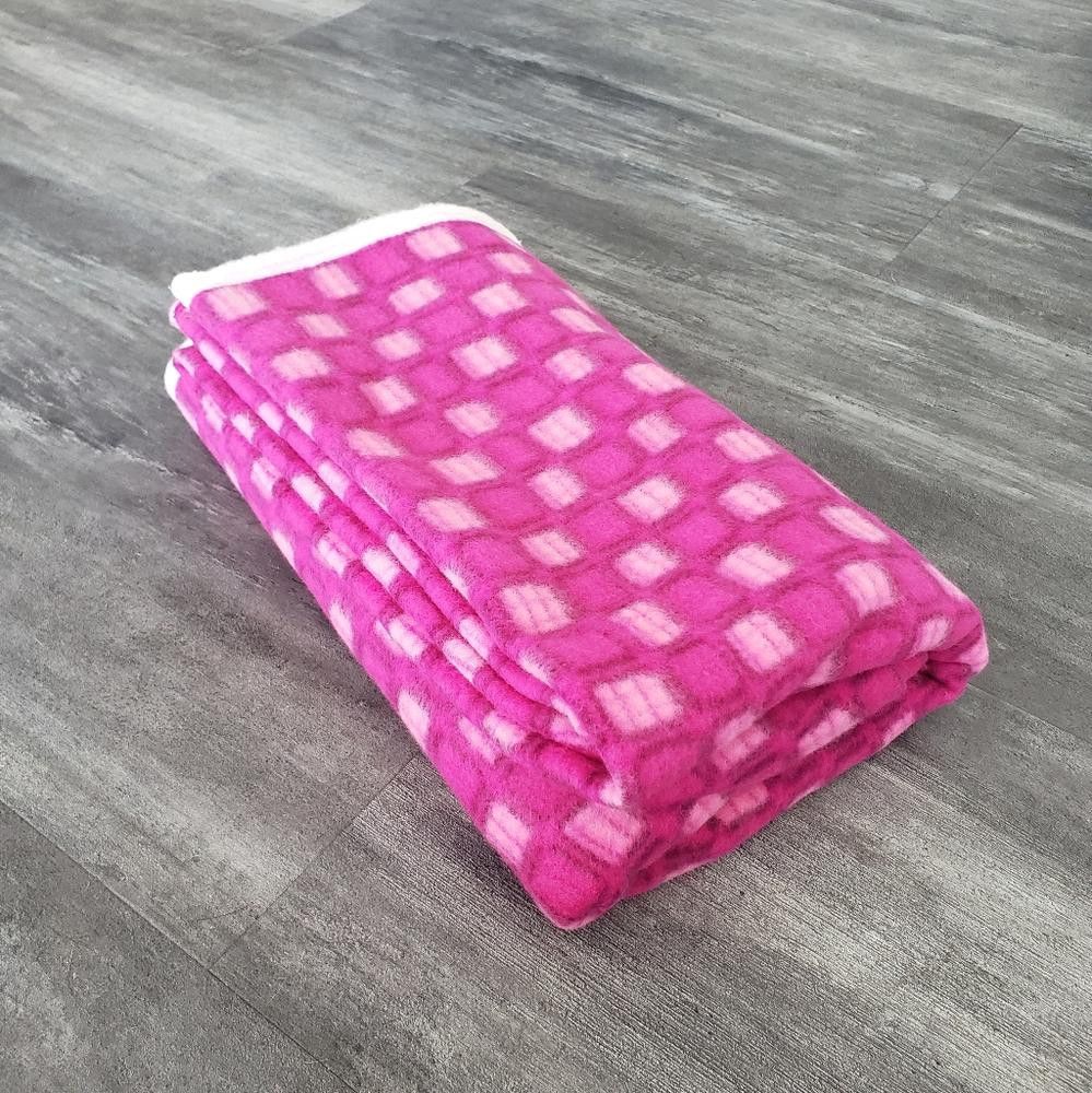 Designer Pink White Plush Blanket Size ONE SIZE - 1 Thumbnail