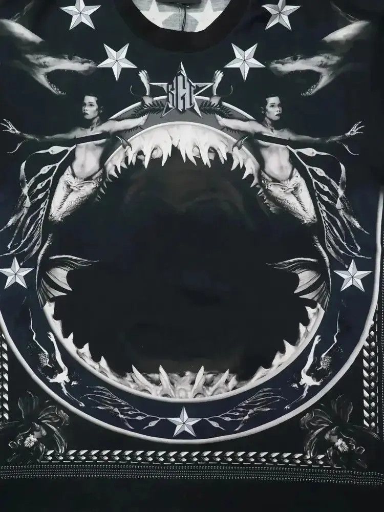 Givenchy Givenchy Riccardo Tisci 12FW shark jaw Tee Size US L / EU 52-54 / 3 - 3 Thumbnail