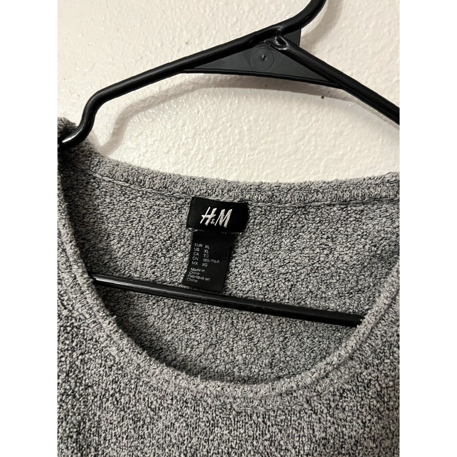 H&M H&M Grey Sweater Pullover with Pocket Women's XL Fuzzy Knit Casual Size XL / US 12-14 / IT 48-50 - 2 Thumbnail