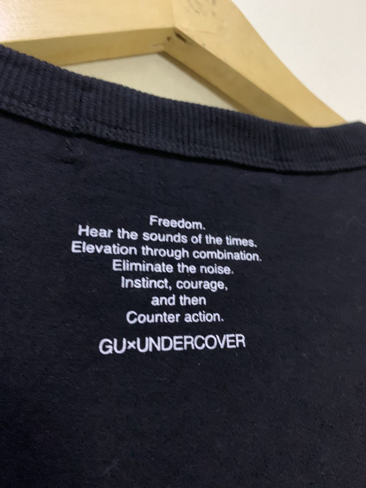 GU × Japanese Brand × Undercover GU X Undercover Hallowen Logo Skull Size US L / EU 52-54 / 3 - 3 Thumbnail