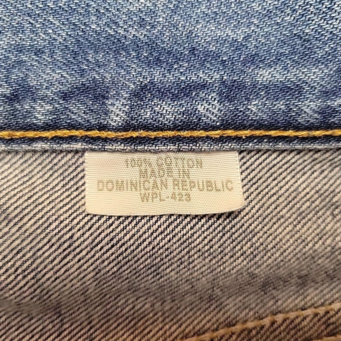 Denime VINTAGE Levis Jeans Mens 36x38 501 Blue Denim Button Fly Batwing 90s Y2K Jeans Mens Blue 501 Batwing 90s Y2K Size US 36 / EU 52 - 5 Thumbnail